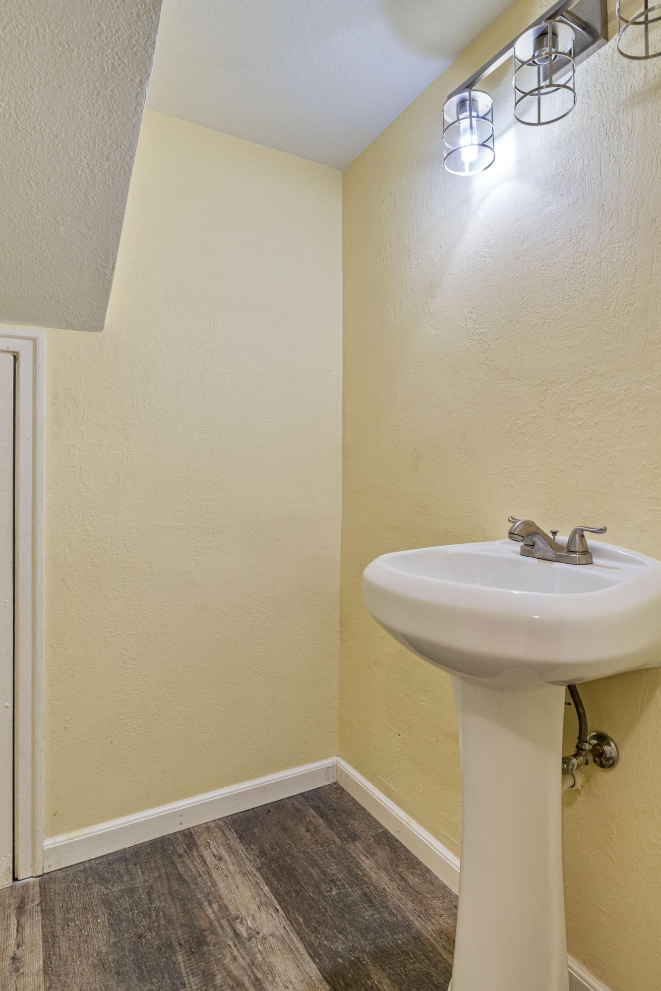 MOSSEY COVE T/H - Residential