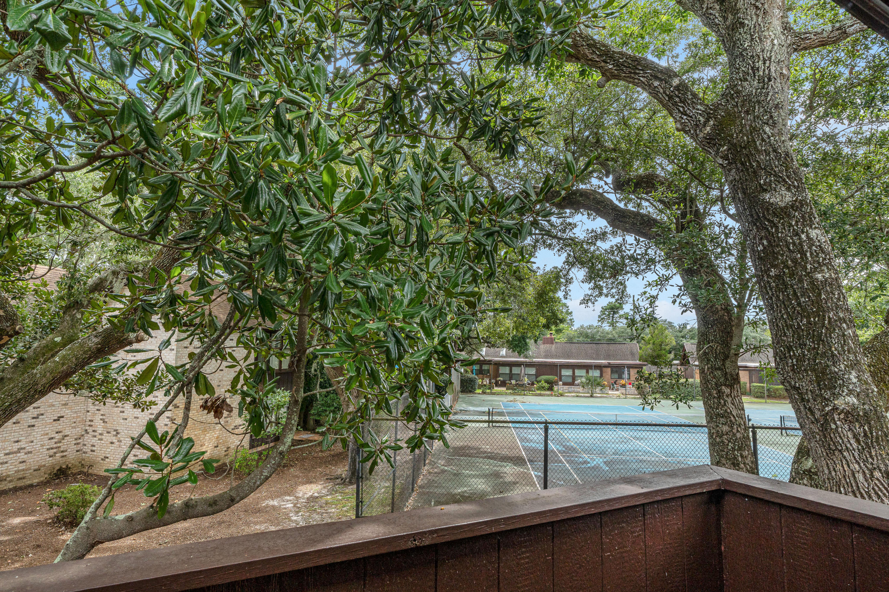 MOSSEY COVE T/H - Residential