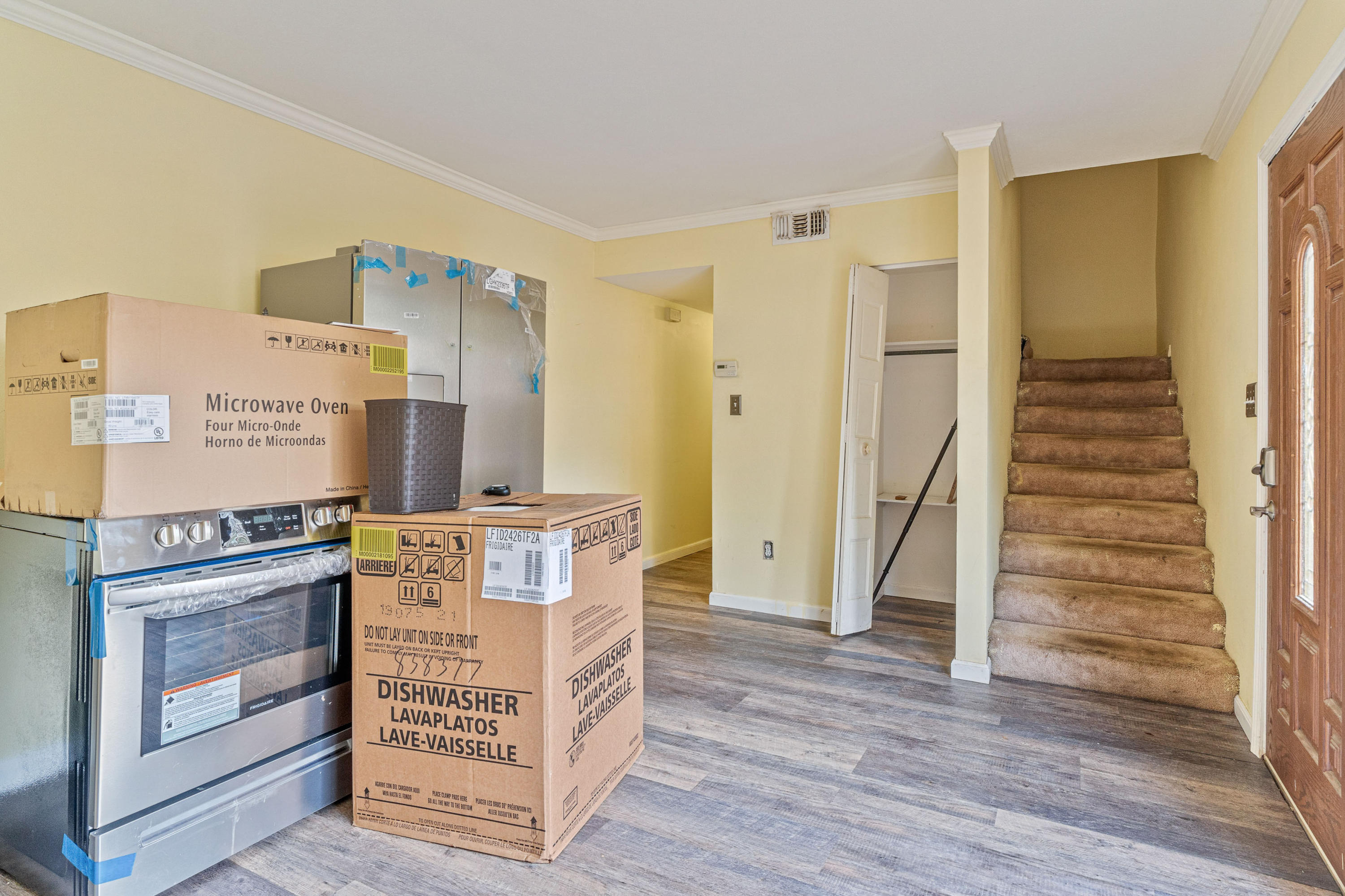 MOSSEY COVE T/H - Residential