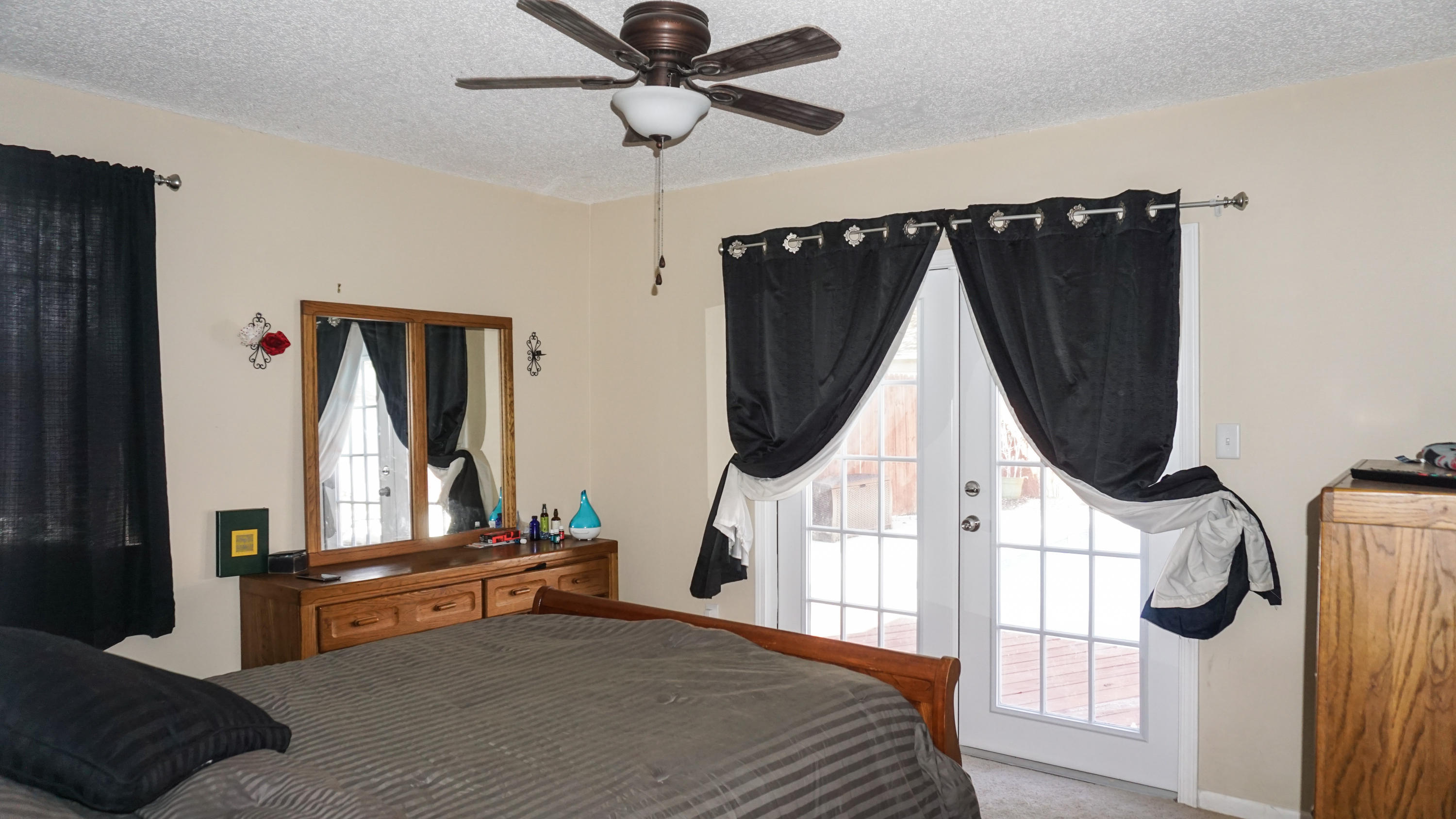 CREEKSIDE 1 - Residential Lease