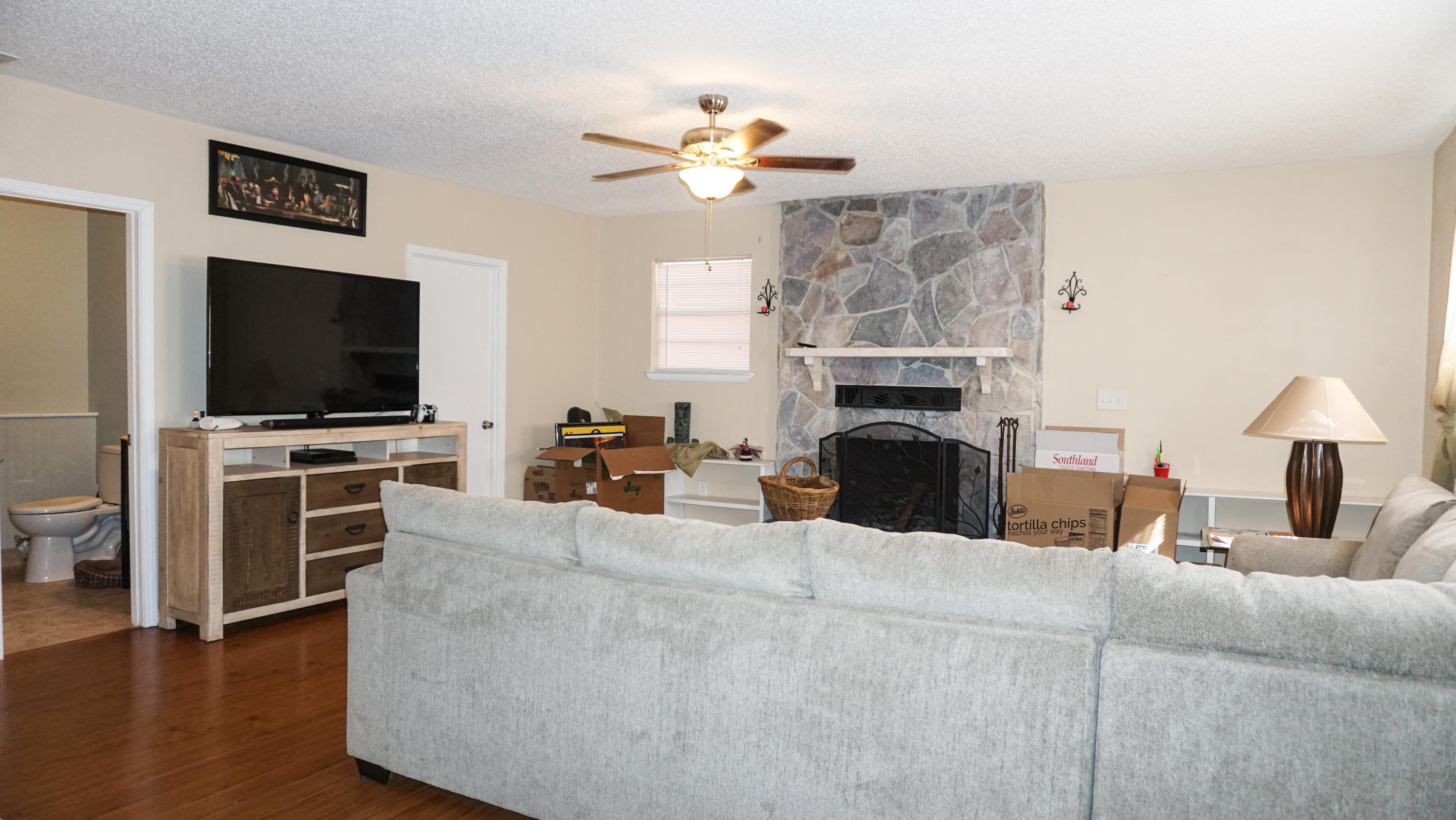 CREEKSIDE 1 - Residential Lease