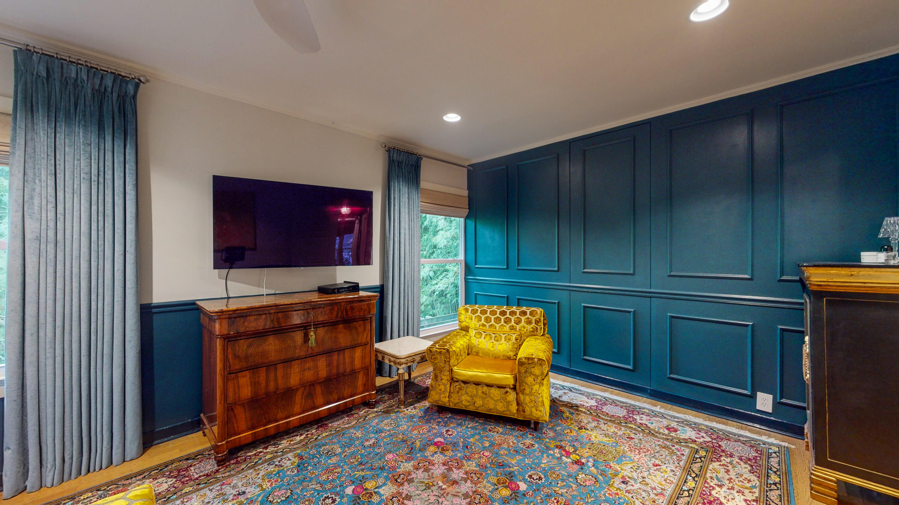 EAST HILL - Residential
