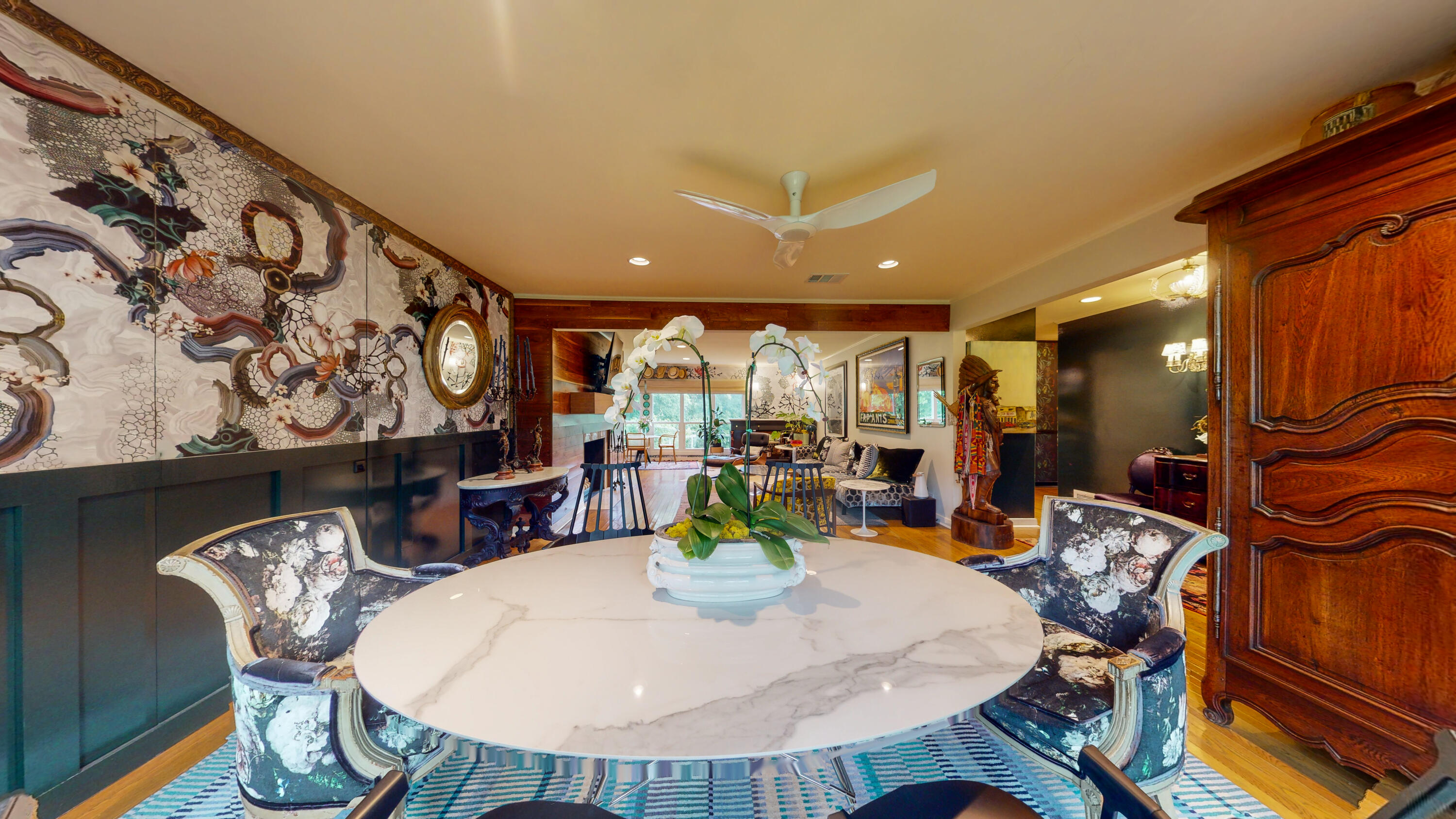 EAST HILL - Residential