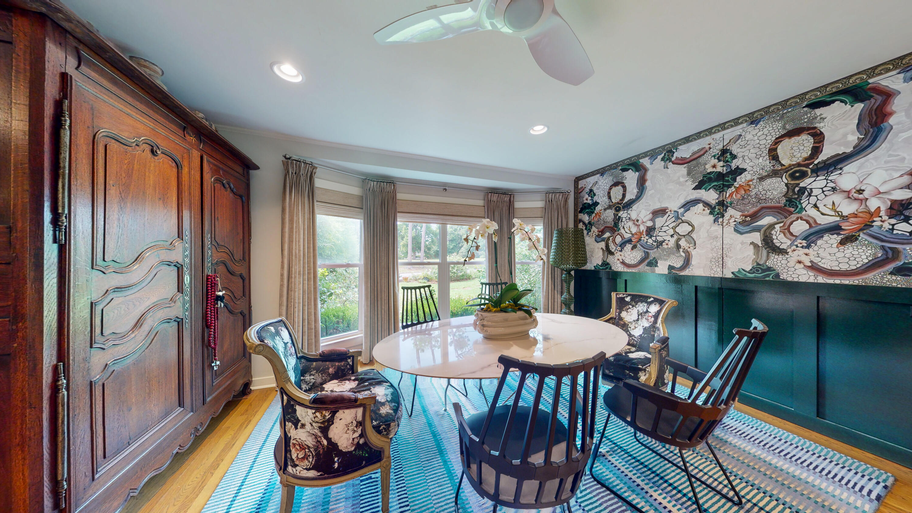 EAST HILL - Residential