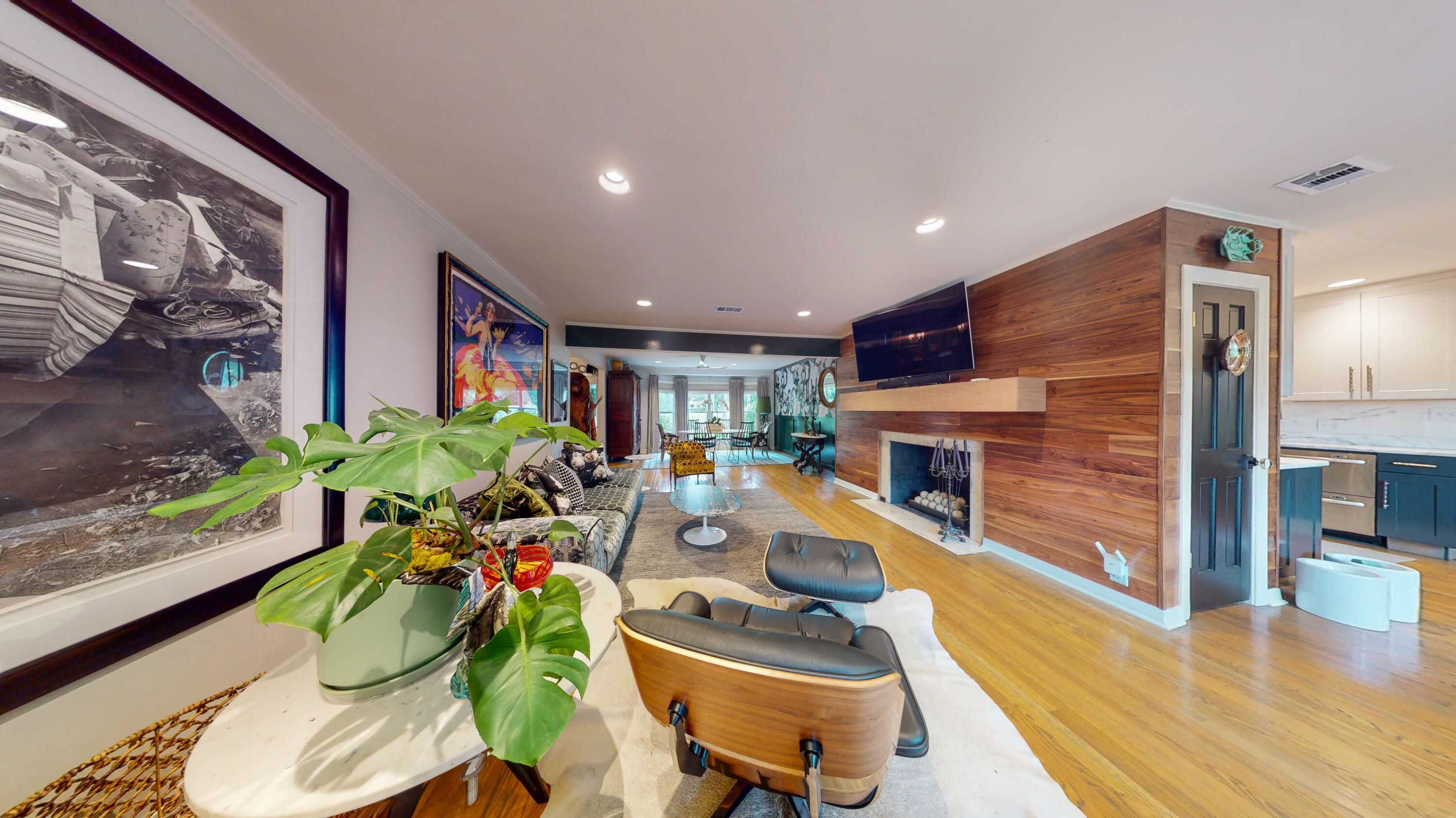 EAST HILL - Residential