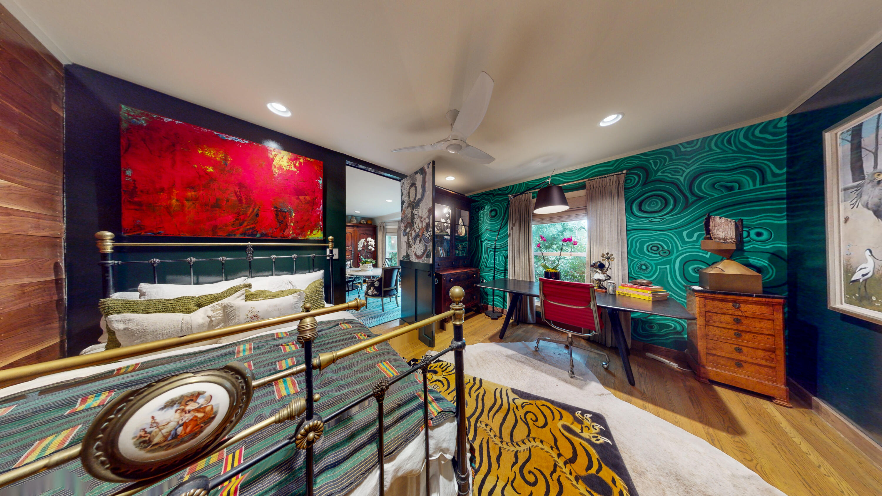 EAST HILL - Residential