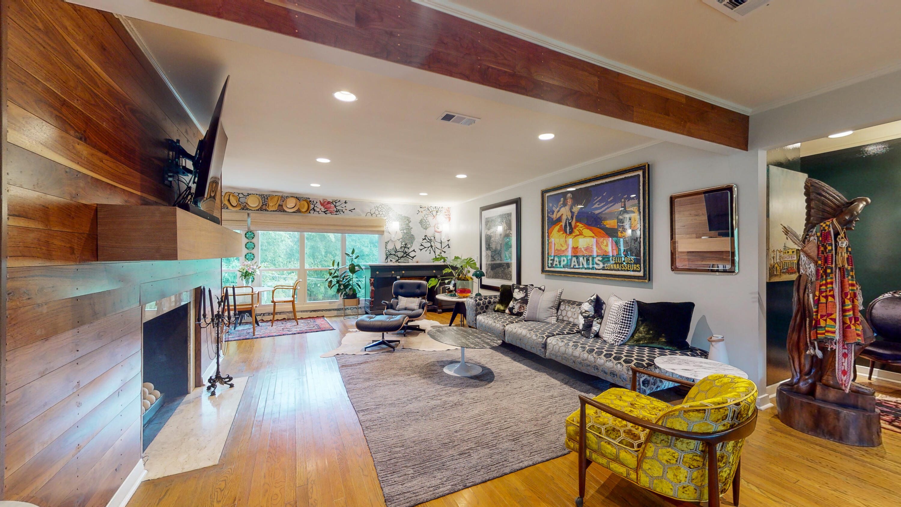 EAST HILL - Residential
