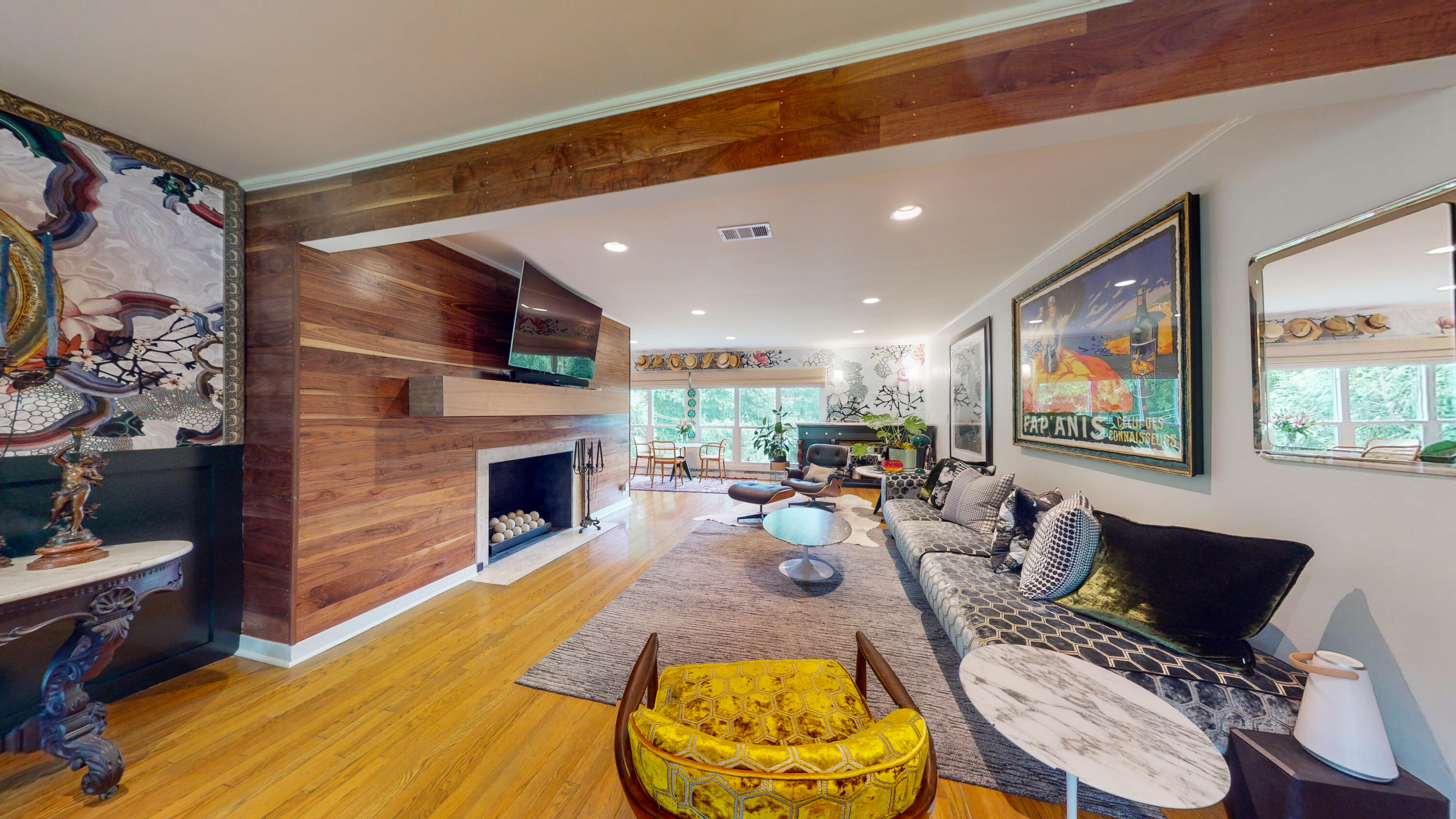 EAST HILL - Residential