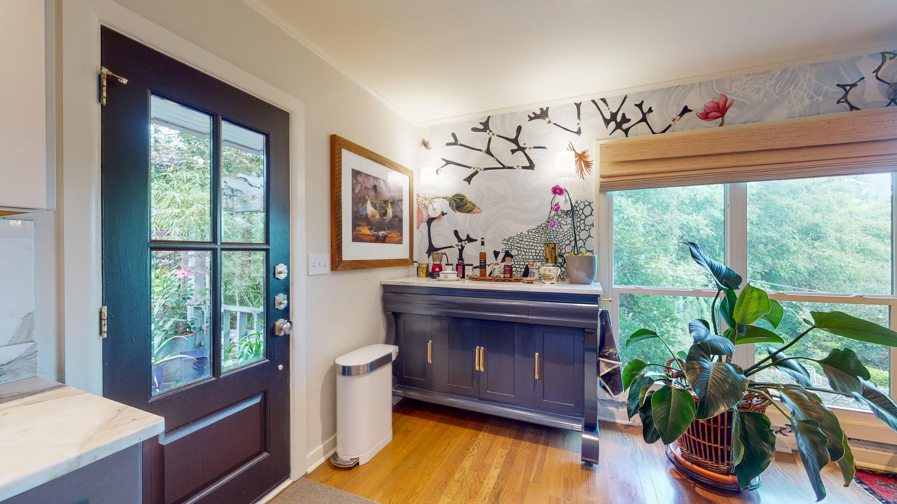 EAST HILL - Residential