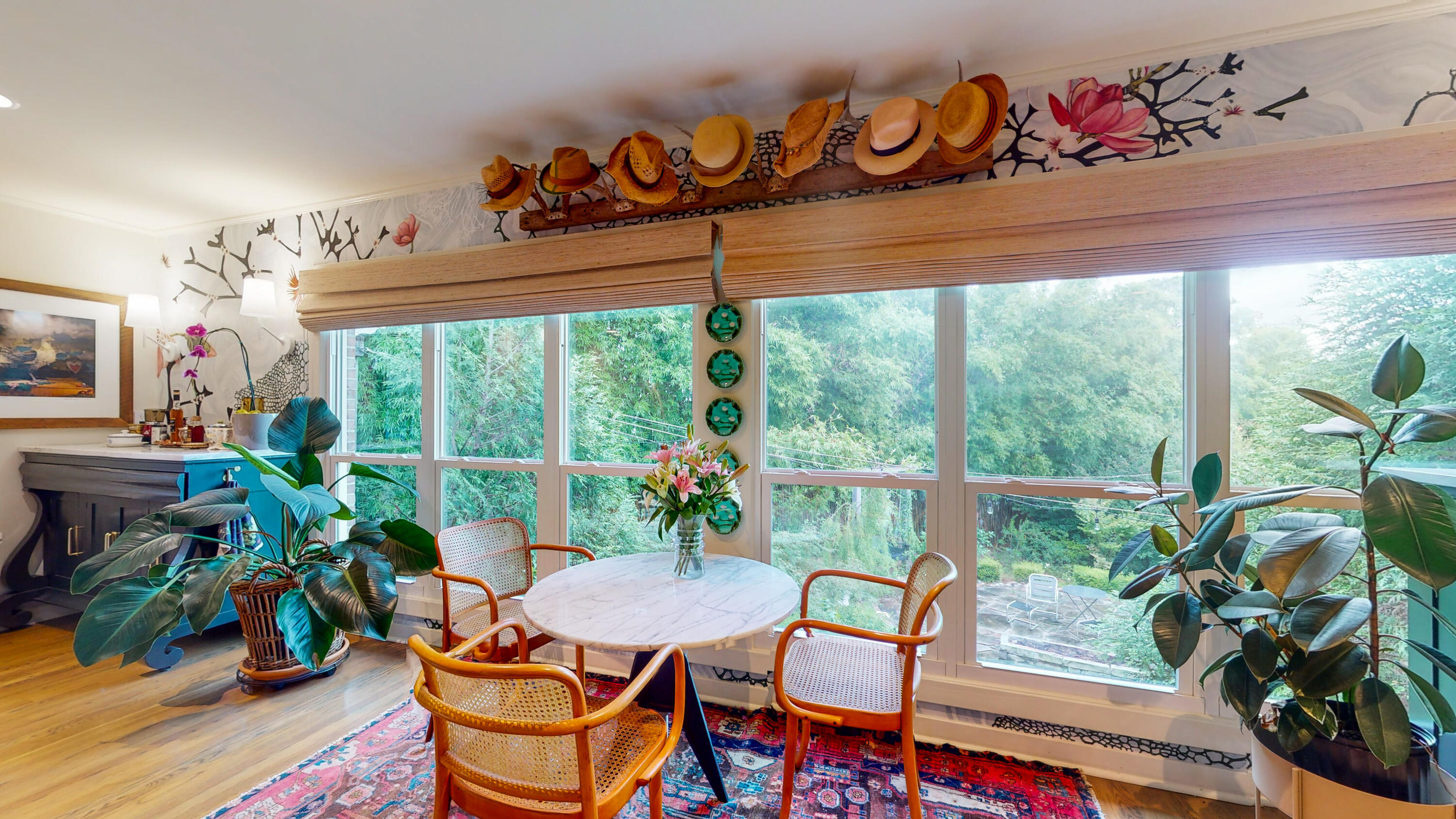 EAST HILL - Residential