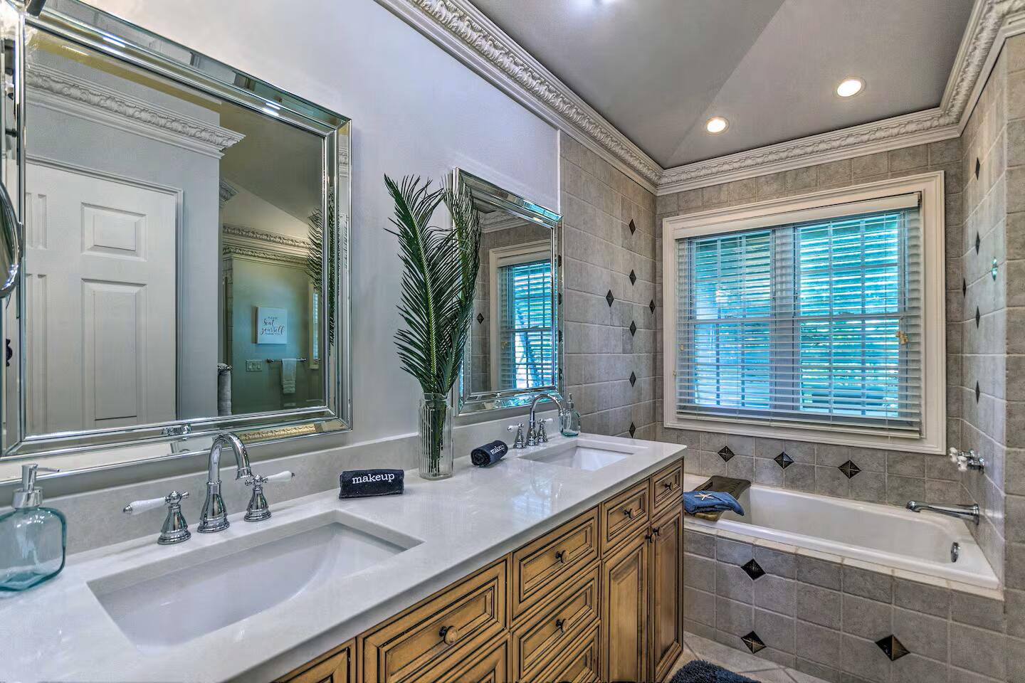 SANDPIPER BEACH COLONY - Residential