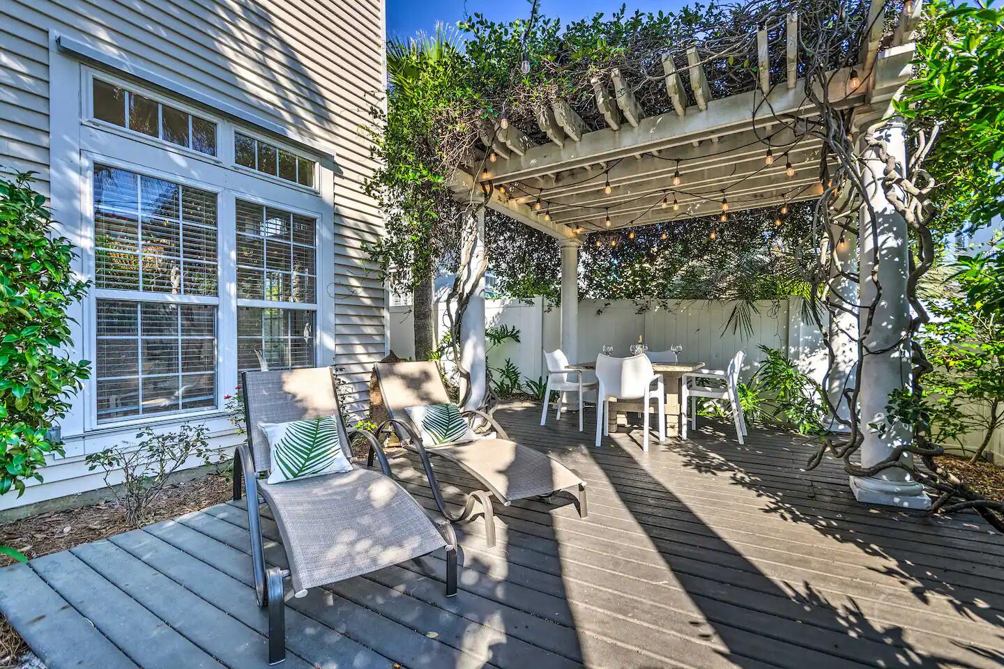 SANDPIPER BEACH COLONY - Residential