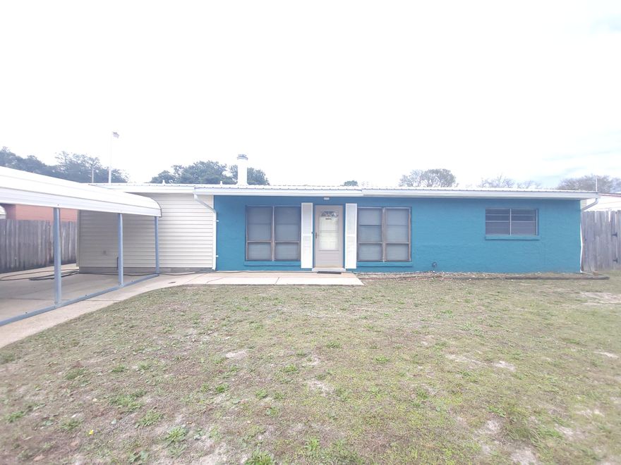 This charming 3-Bed, 2-Bath home is centrally located, making it a great choice for those who want easy access to shopping and entertainment. The location also makes it an easy drive to nearby Eglin and Hurlburt Field AFB. This property is a fantastic option for those who are looking for a comfortable and affordable starter home.Featuring 3 spacious bedrooms and 2 fully-equipped bathrooms, this home provides ample living space for families or individuals. The central location of the property means that you will have plenty of shopping and dining options nearby, making it easy to run errands or enjoy a night out.Whether you are a first-time homebuyer or simply looking for a change, this property is an excellent choice for those who want a comfortable and affordable place to call home.