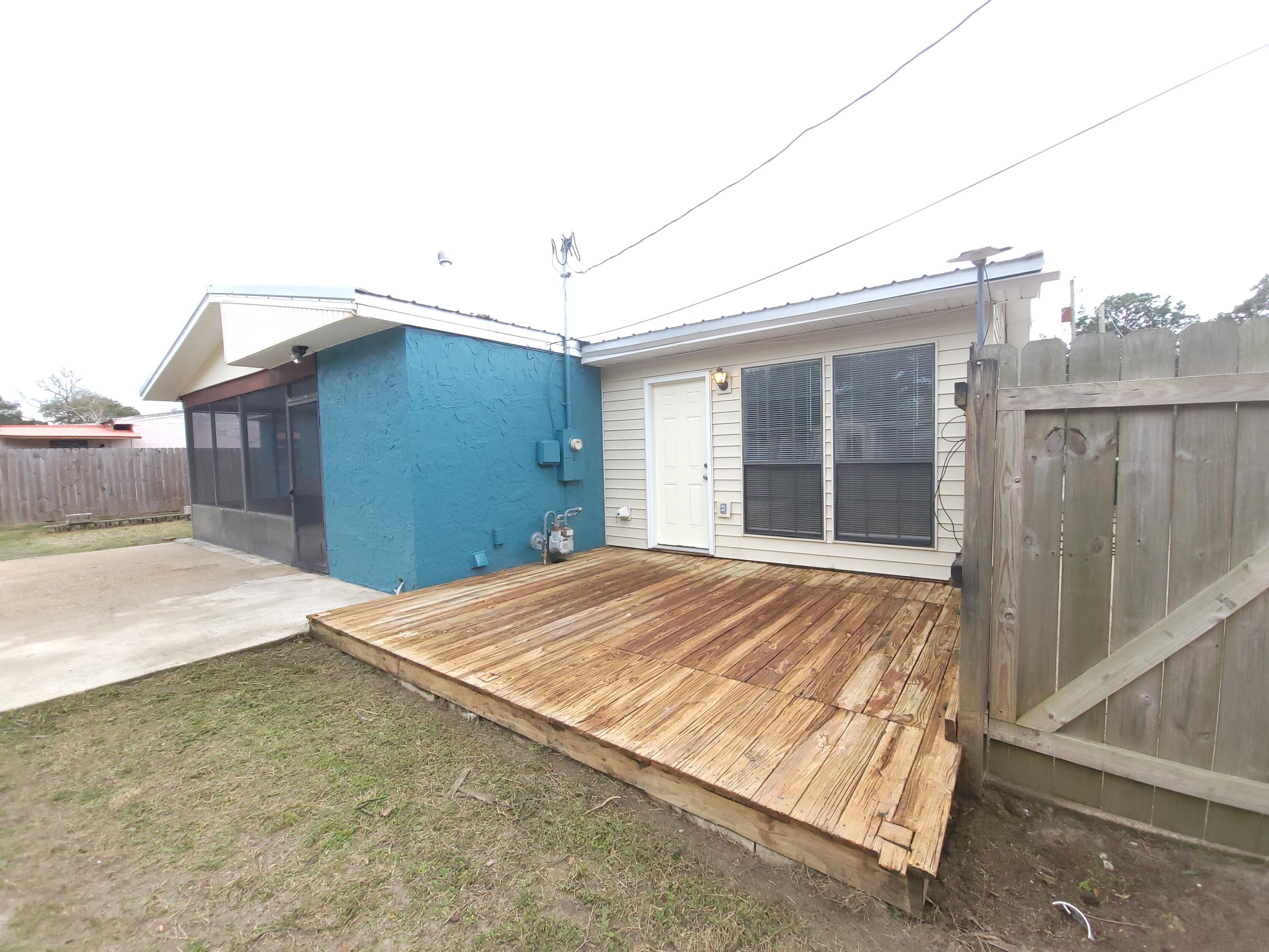 RACETRACK ROAD RESUB - Residential