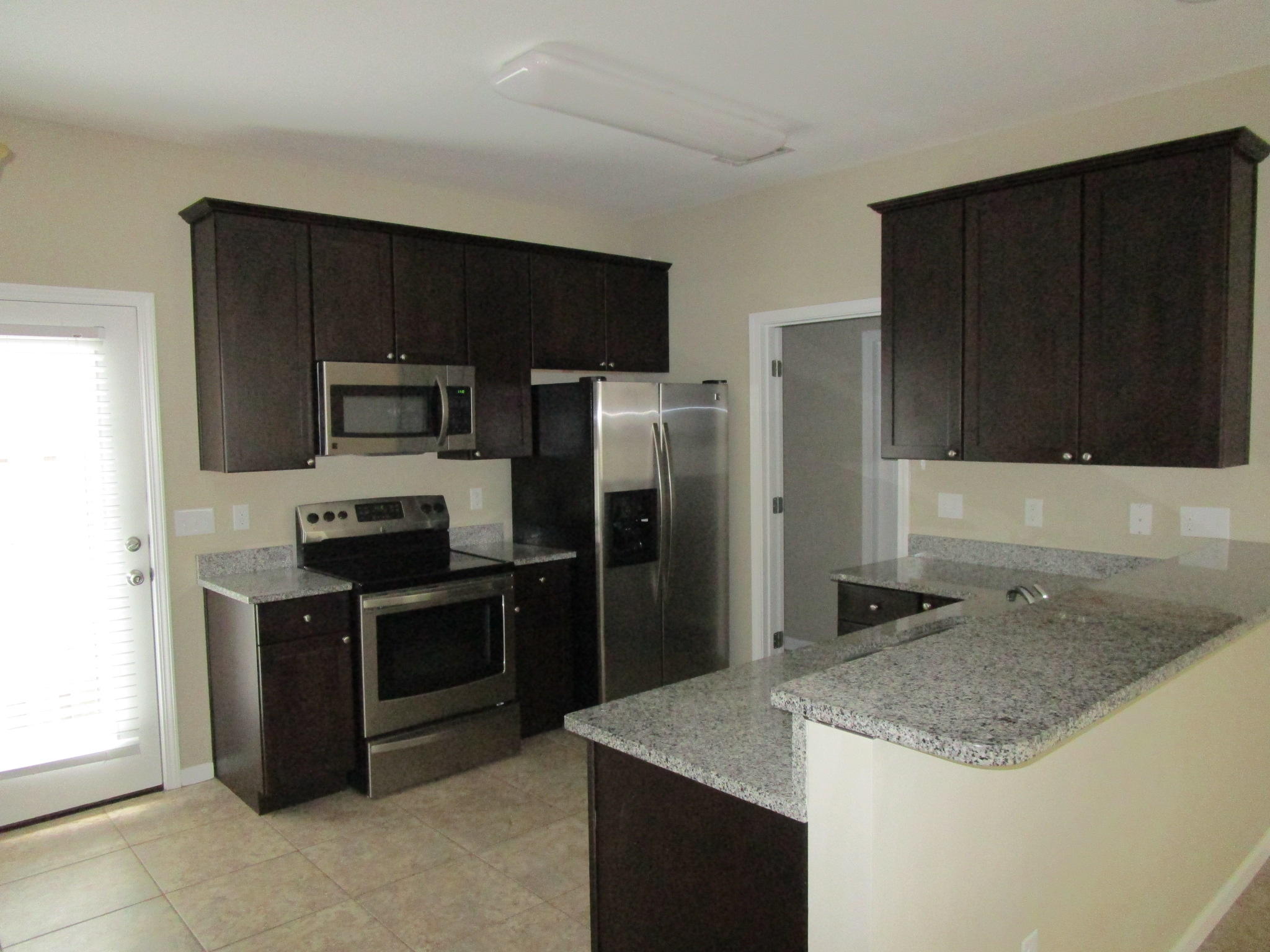 REDWOOD VILLAGE - Residential Lease