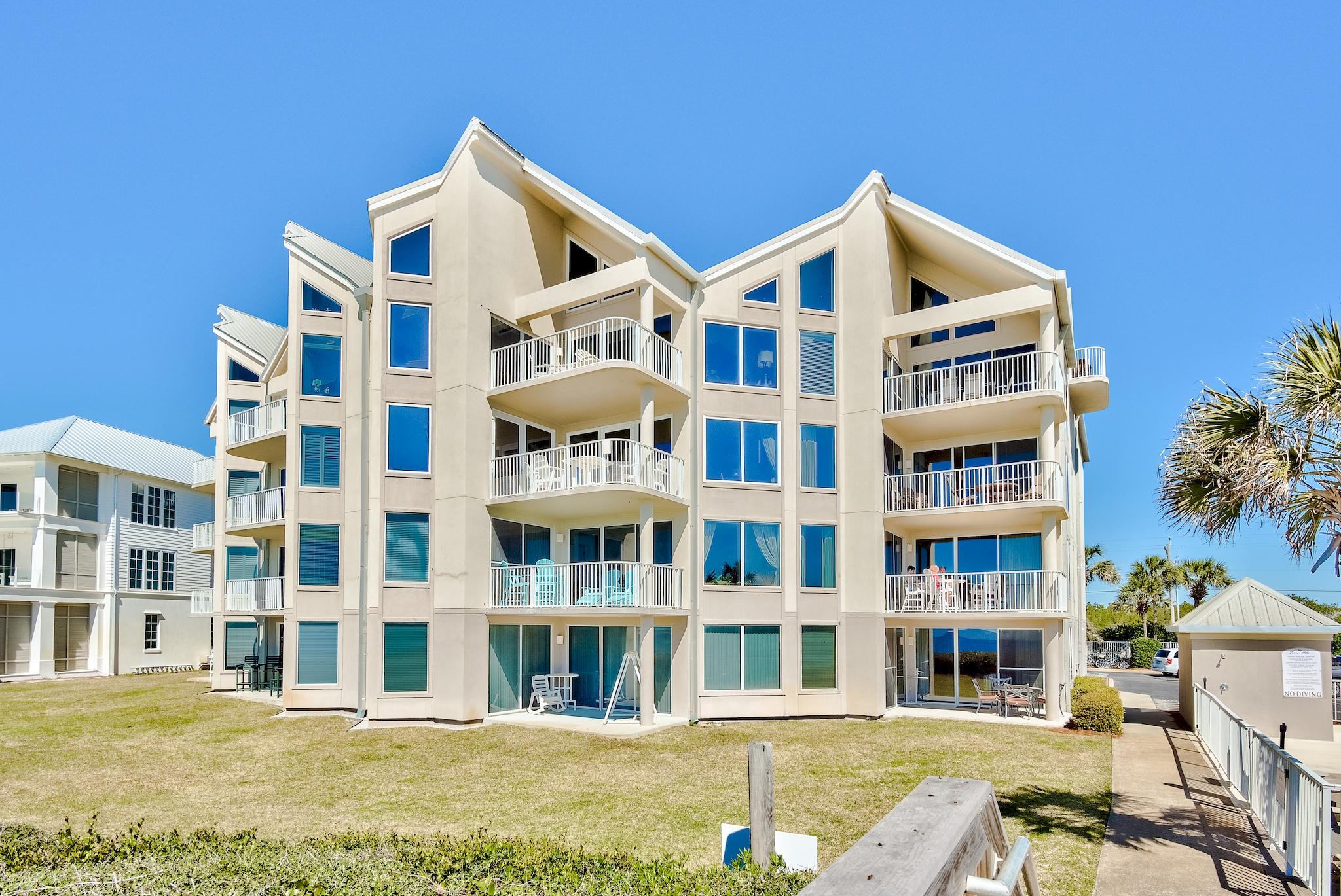 TRANQUILLITY ON THE BEACH - Residential