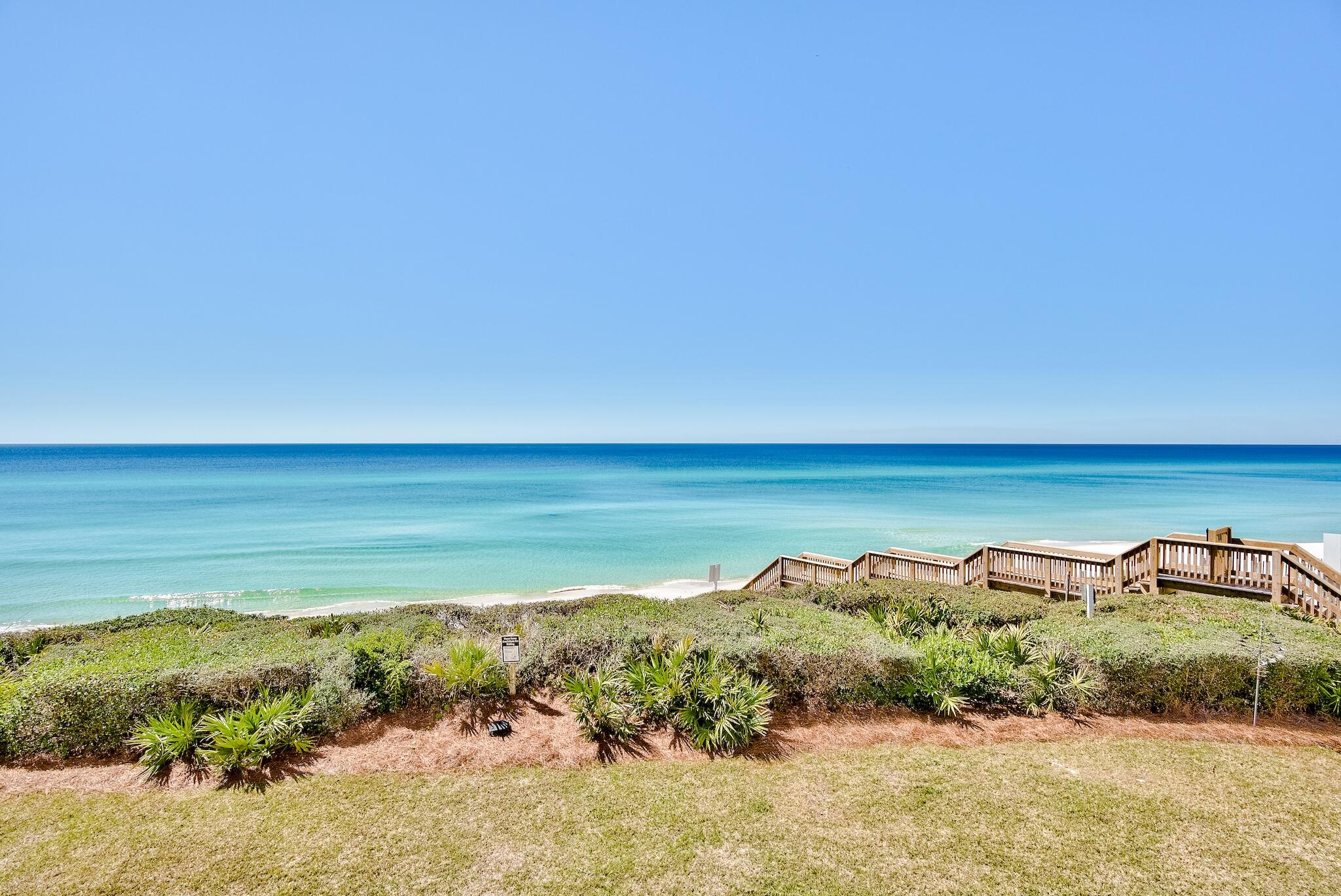 TRANQUILLITY ON THE BEACH - Residential