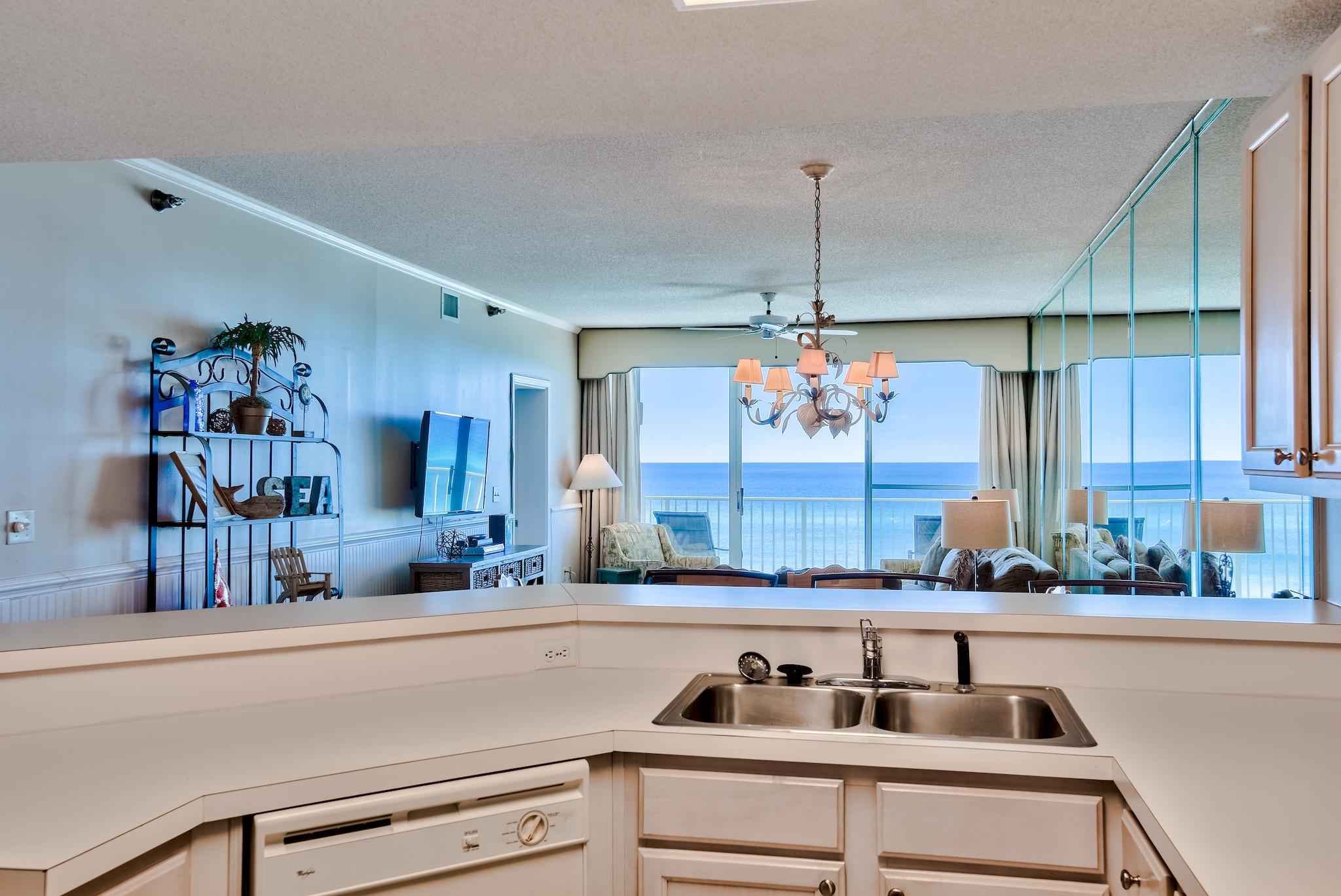 TRANQUILLITY ON THE BEACH - Residential