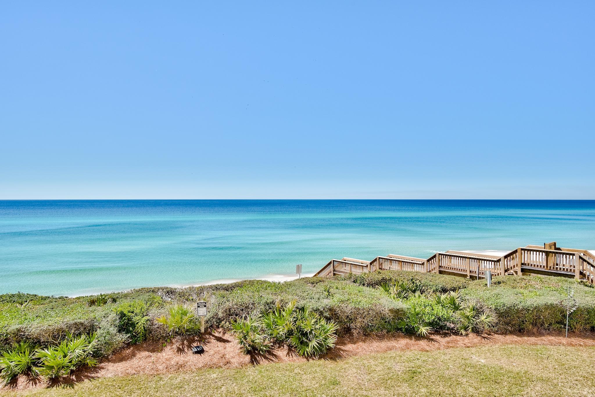 TRANQUILLITY ON THE BEACH - Residential