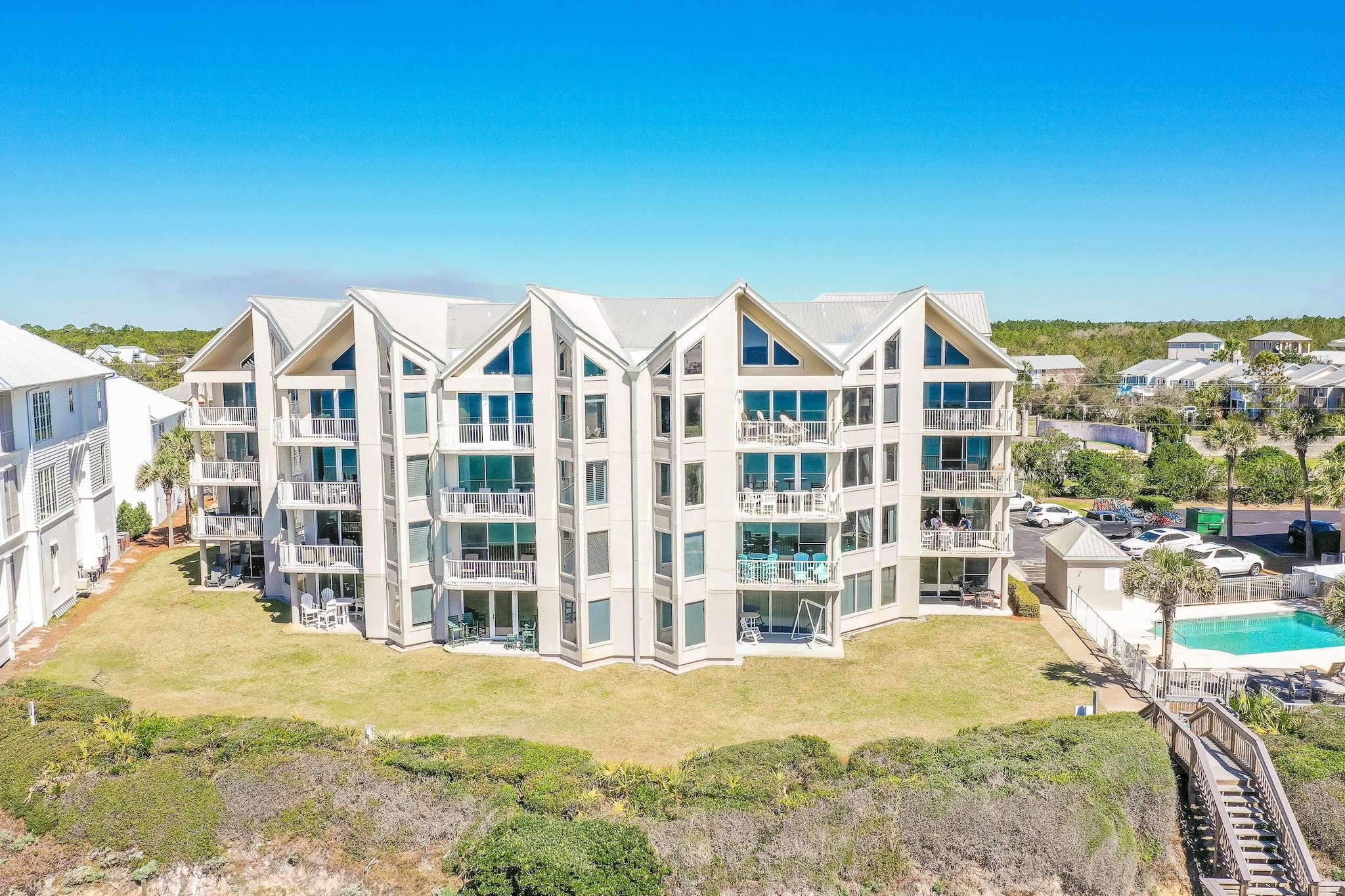 TRANQUILLITY ON THE BEACH - Residential