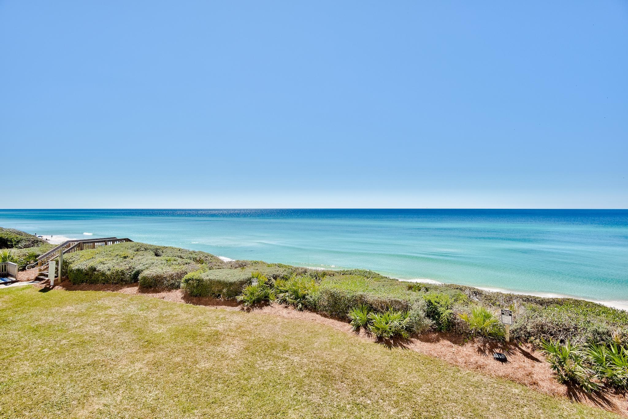 TRANQUILLITY ON THE BEACH - Residential
