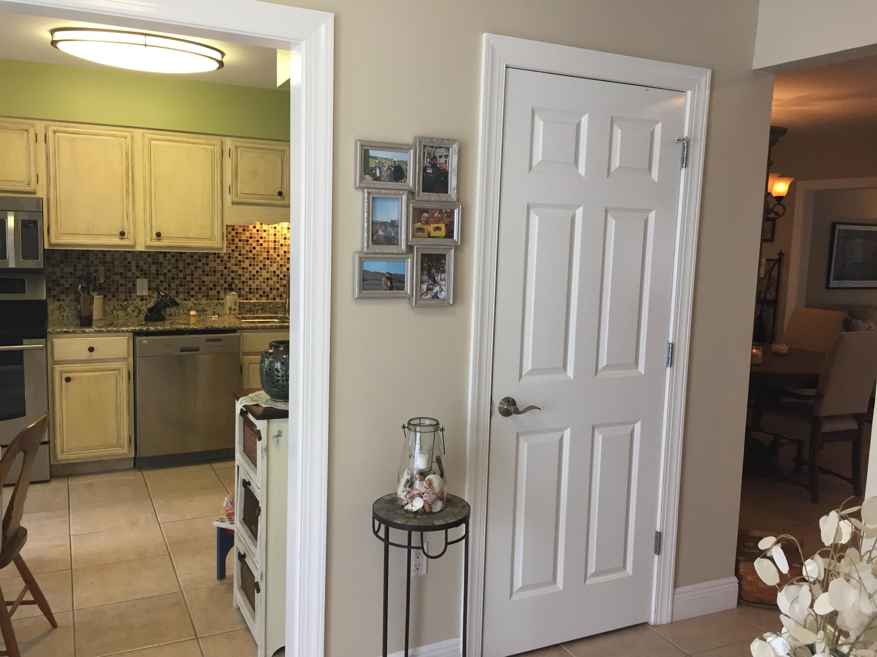 ROYAL OAK VILLAS BLUEWATER BAY - Residential