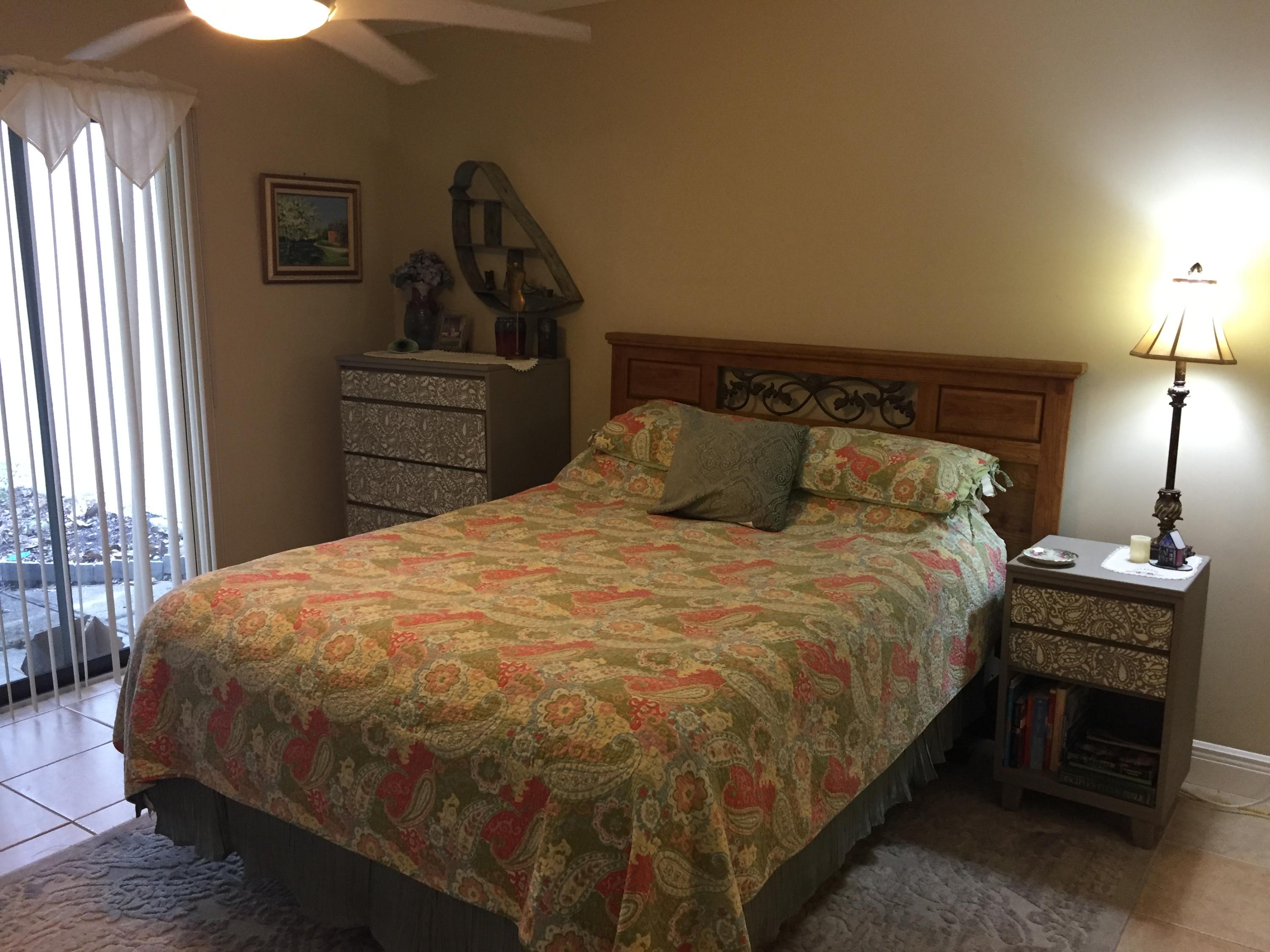 ROYAL OAK VILLAS BLUEWATER BAY - Residential