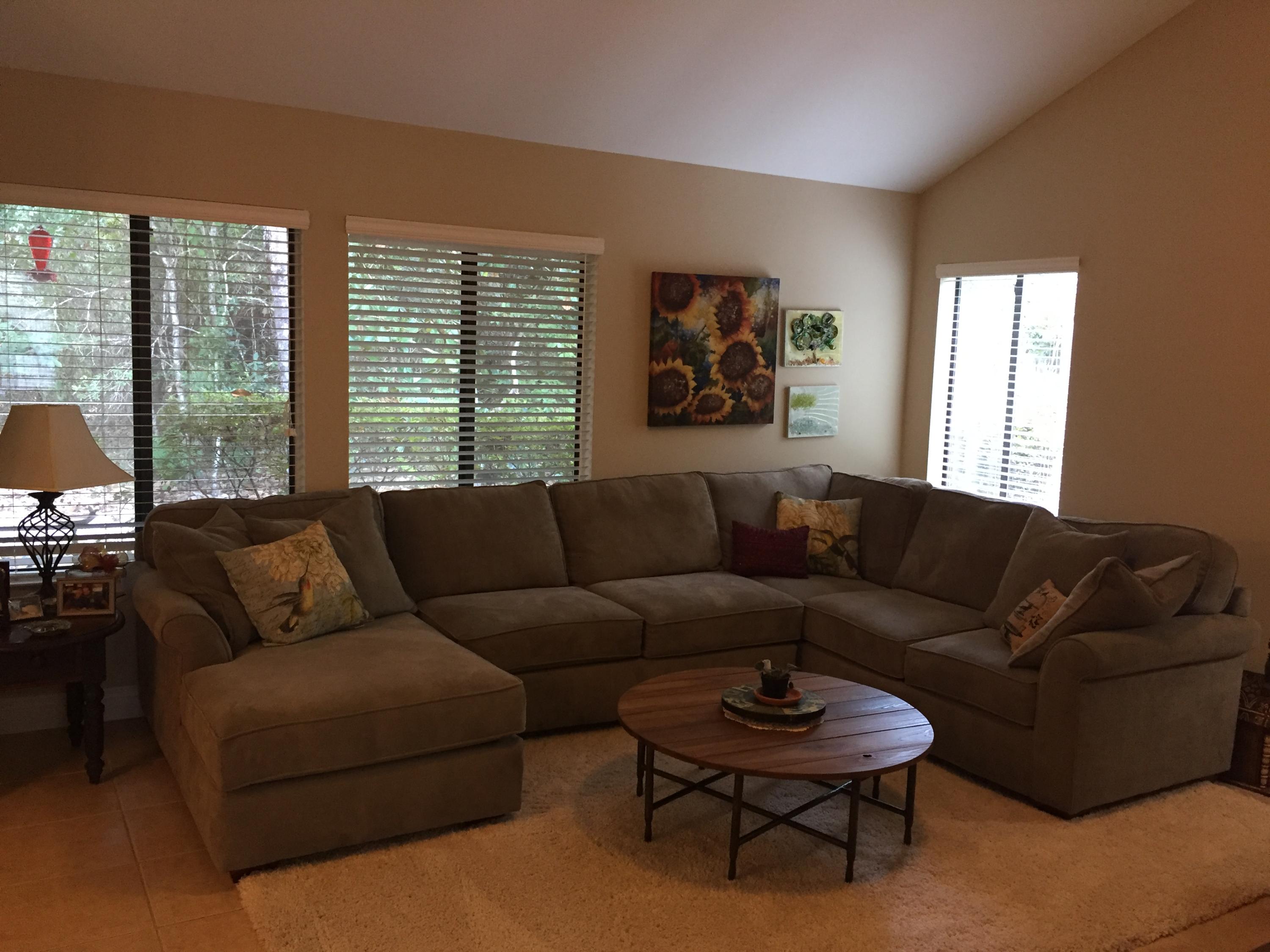 ROYAL OAK VILLAS BLUEWATER BAY - Residential