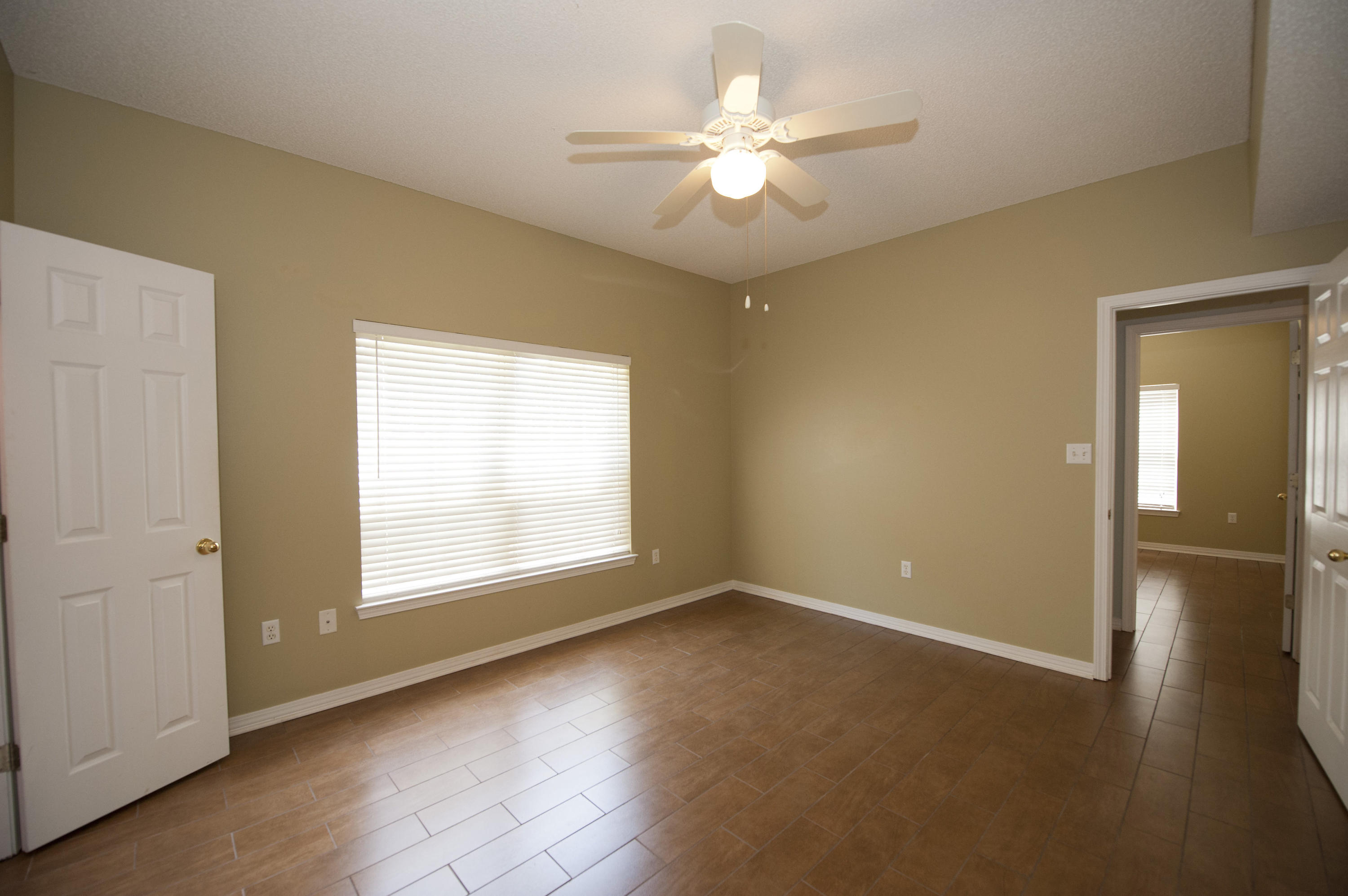 THE OAKS AT NICEVILLE - Residential