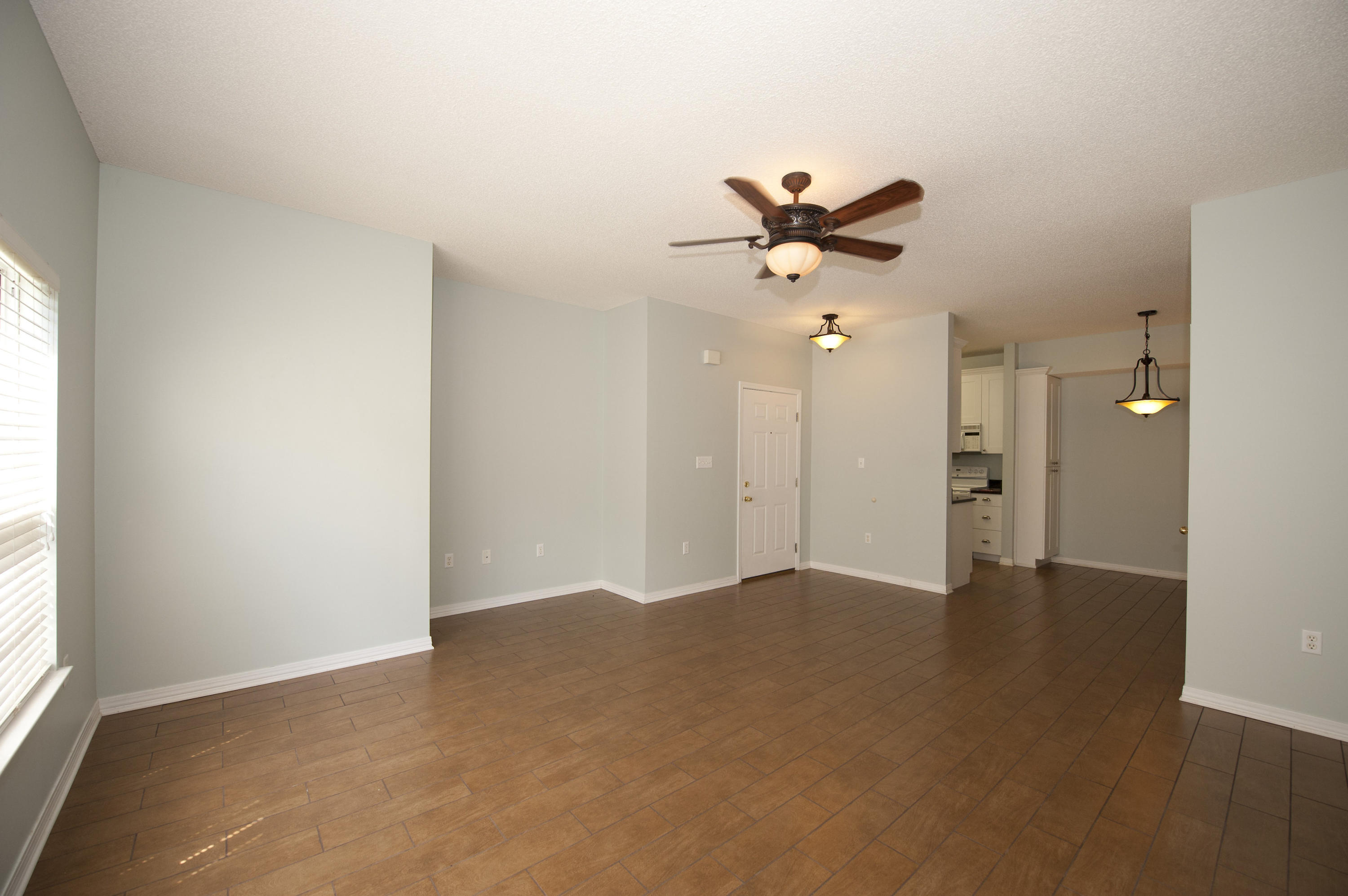 THE OAKS AT NICEVILLE - Residential