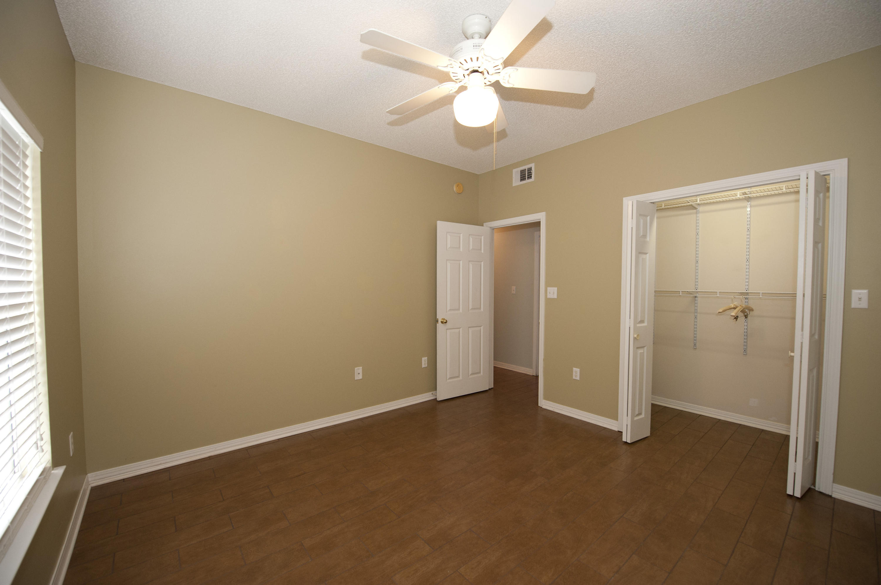 THE OAKS AT NICEVILLE - Residential