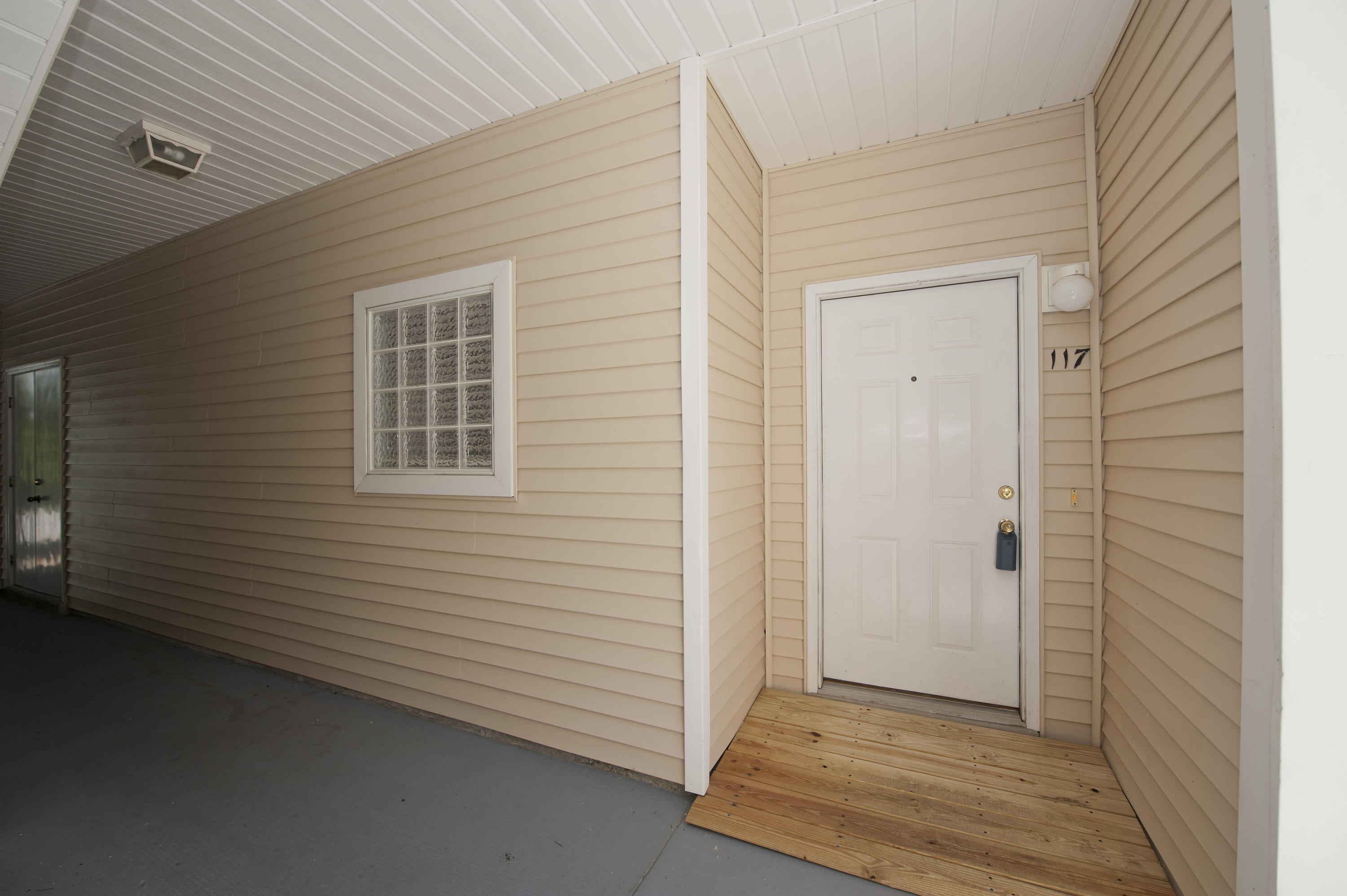 THE OAKS AT NICEVILLE - Residential