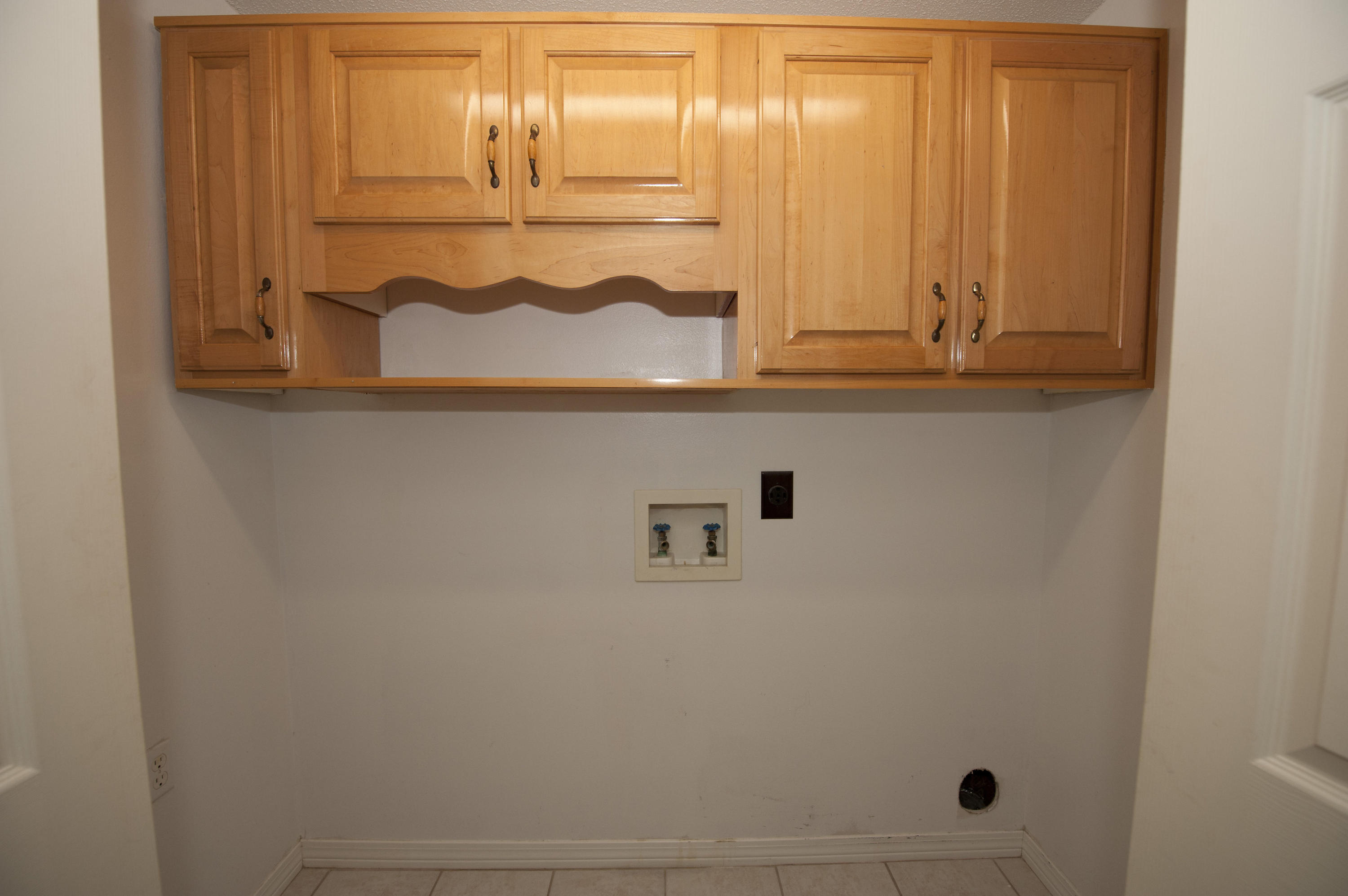 THE OAKS AT NICEVILLE - Residential