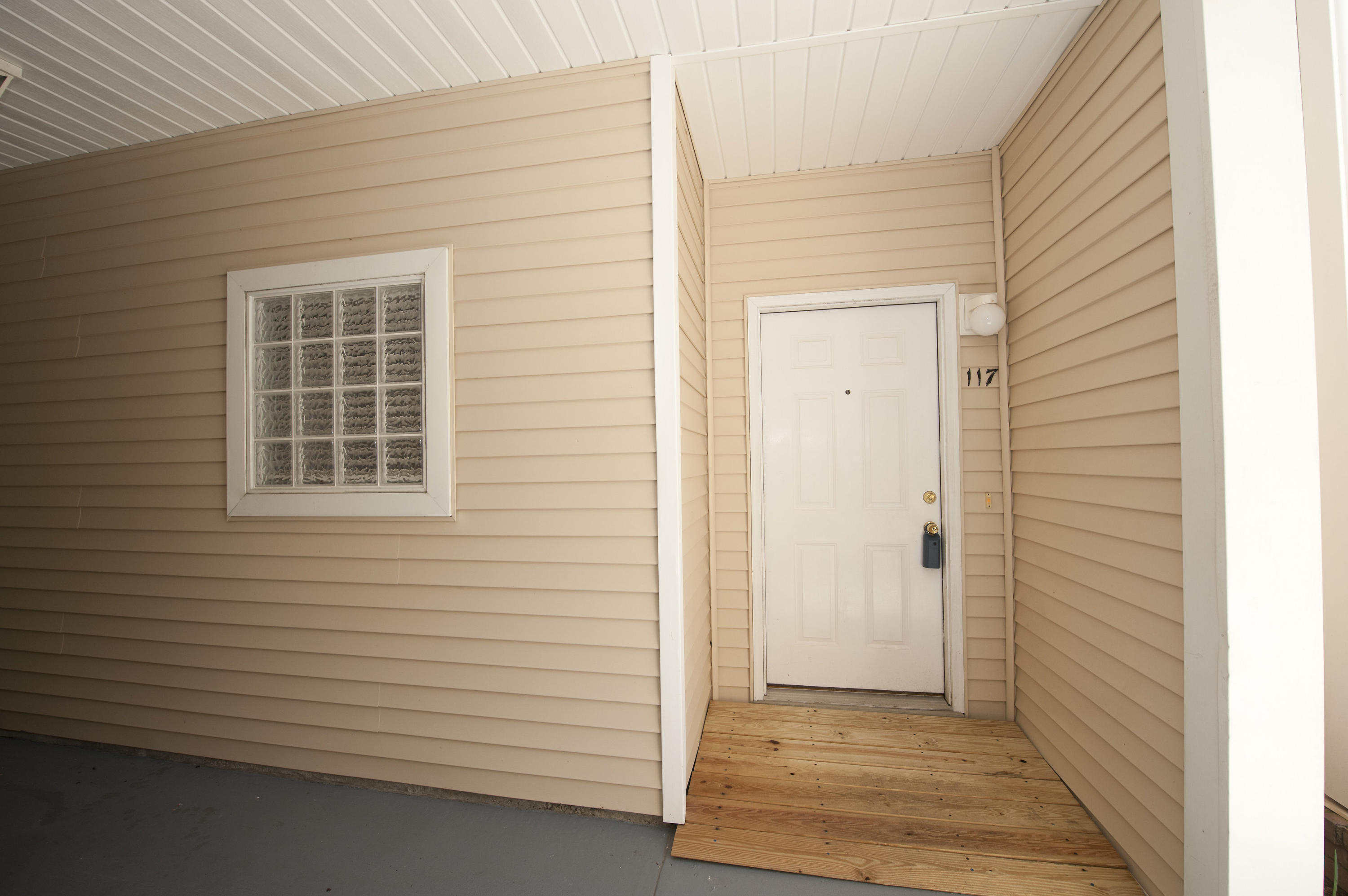 THE OAKS AT NICEVILLE - Residential