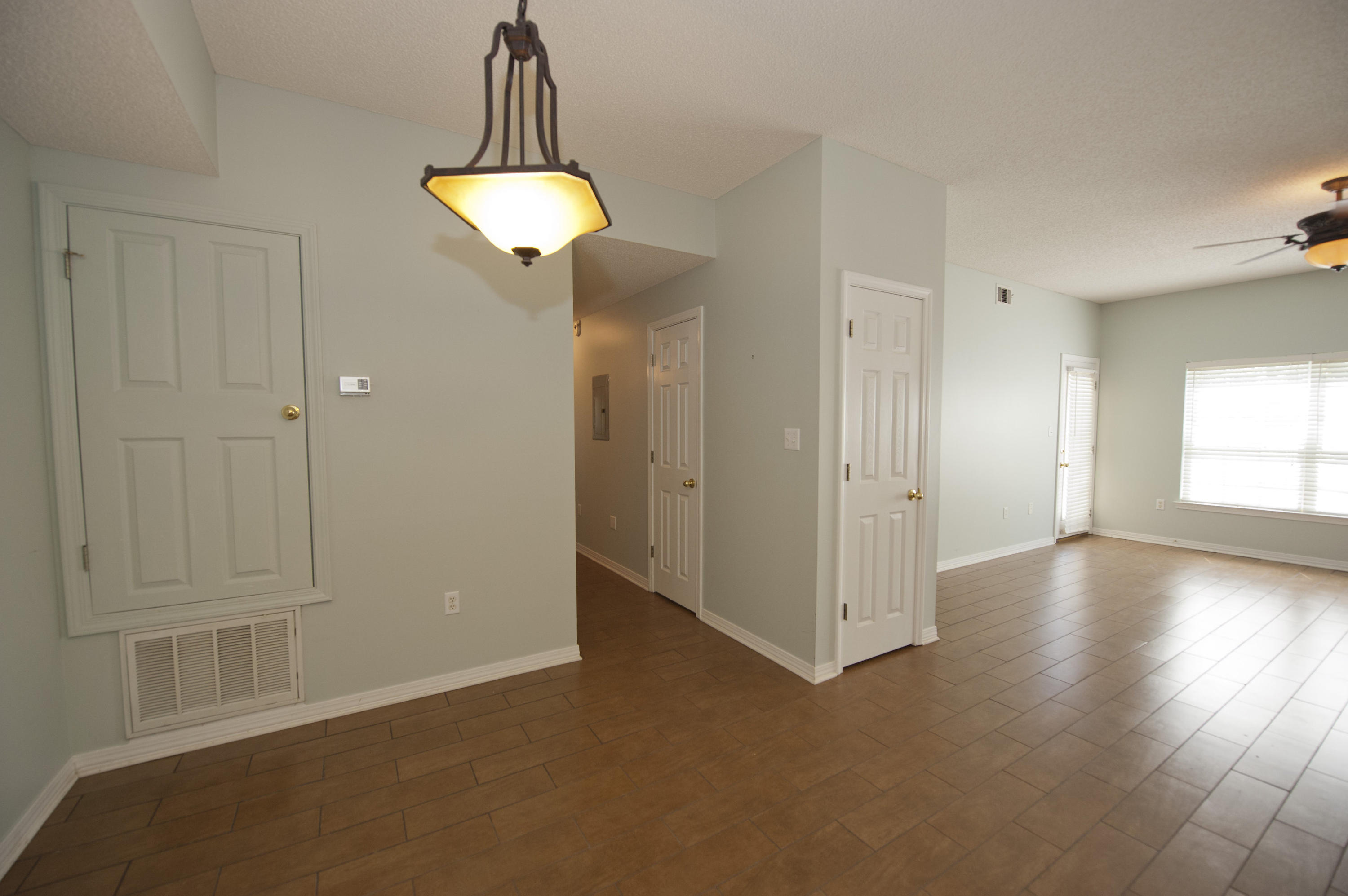 THE OAKS AT NICEVILLE - Residential