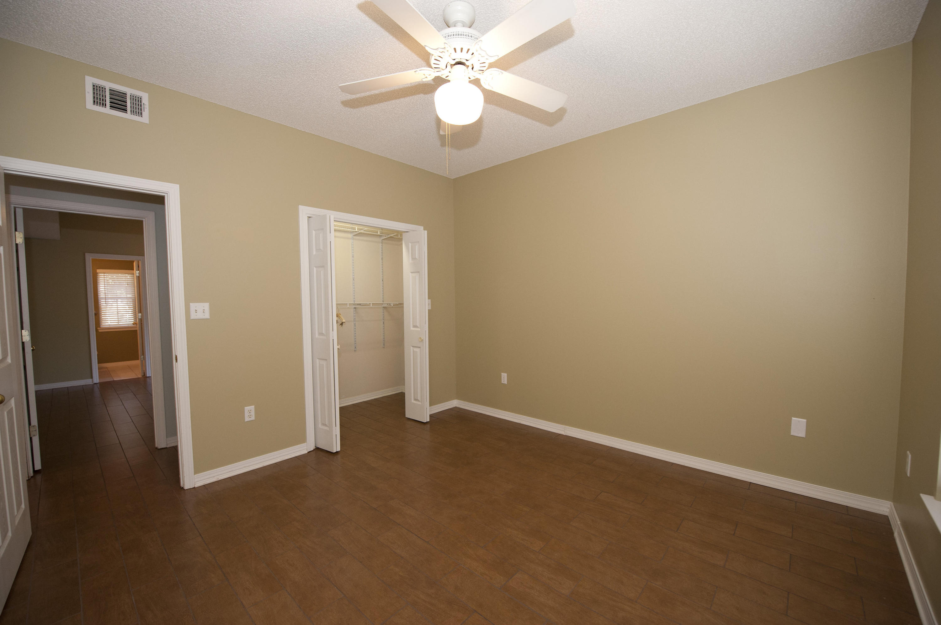 THE OAKS AT NICEVILLE - Residential