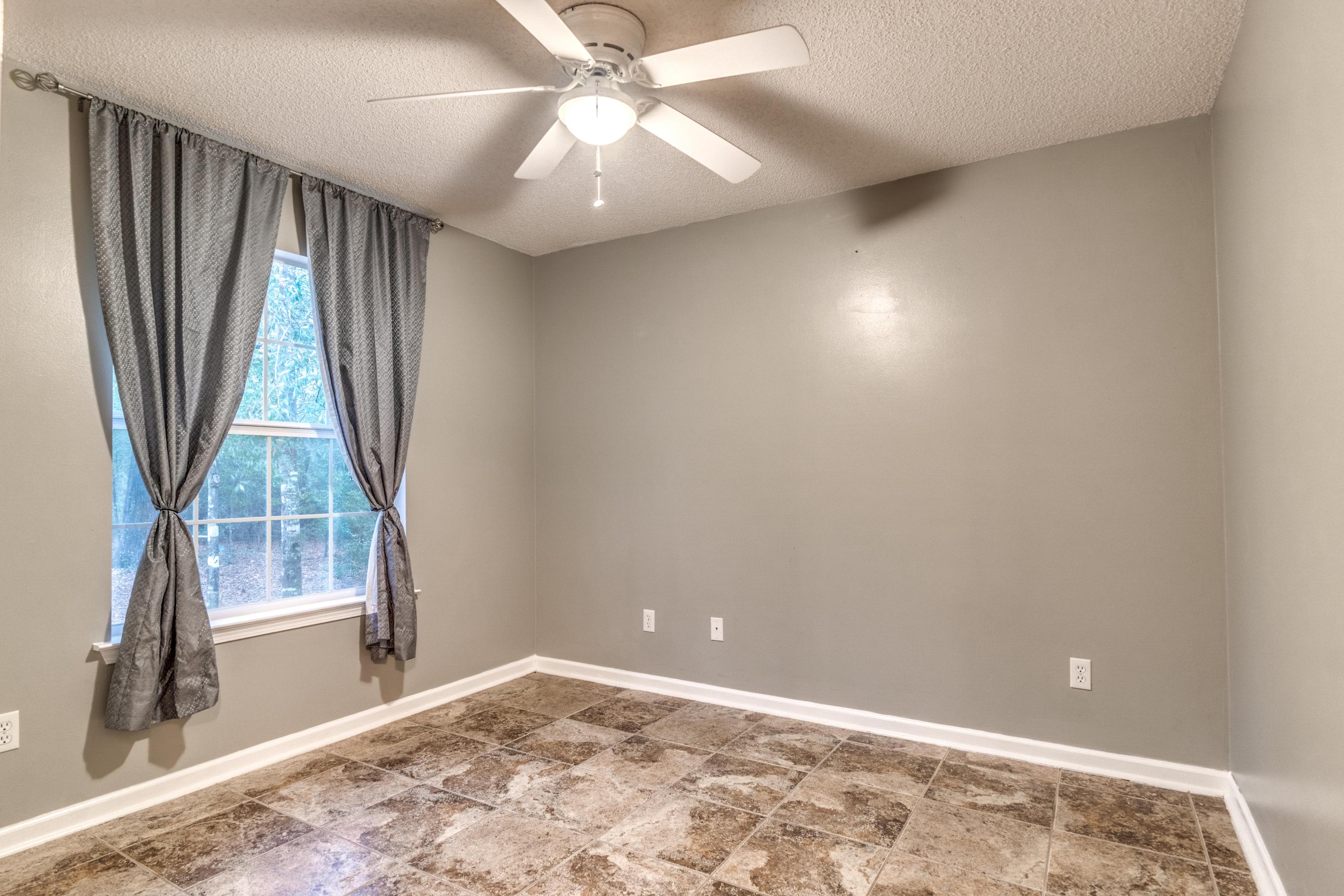 HIDDEN SPRINGS - Residential