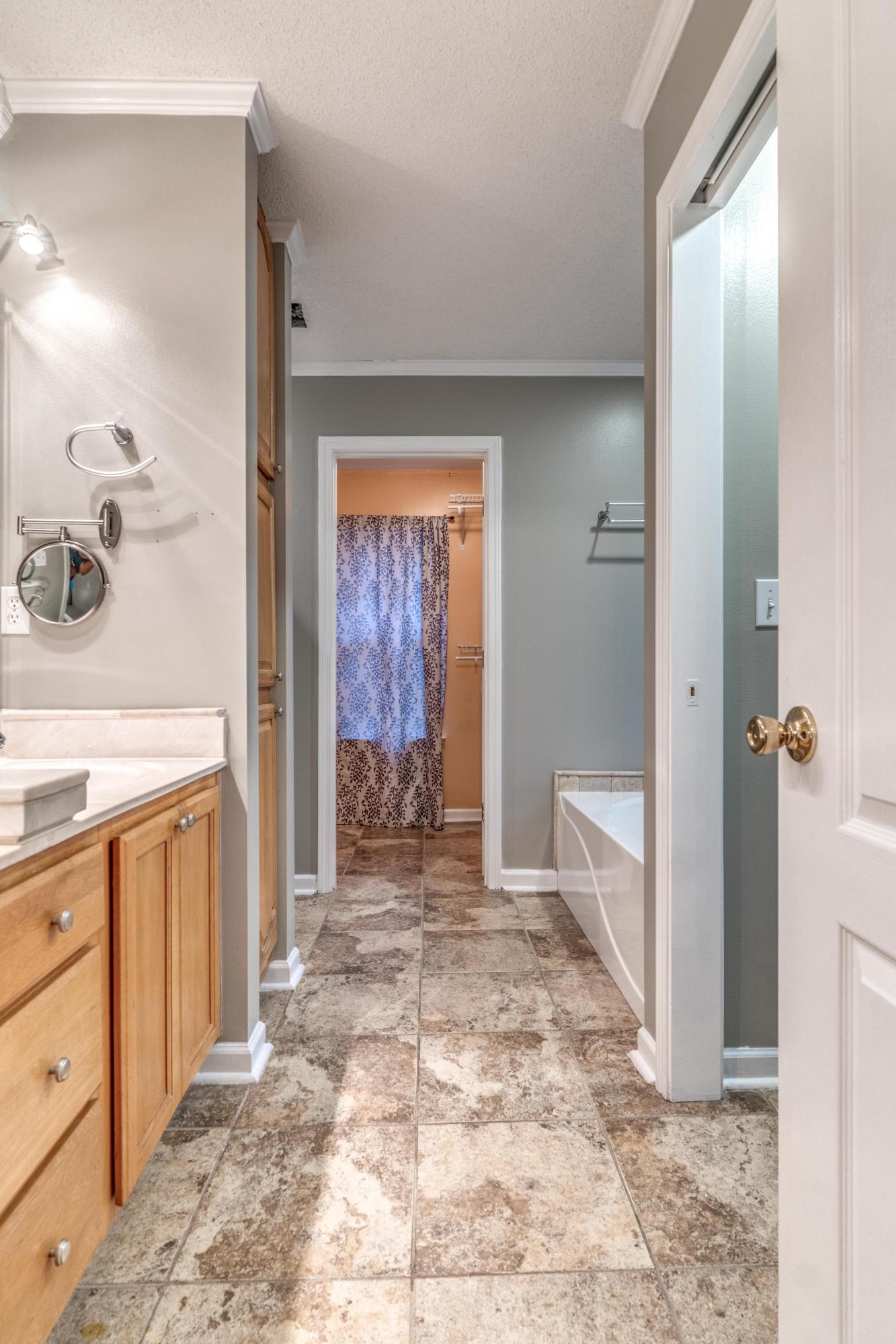 HIDDEN SPRINGS - Residential