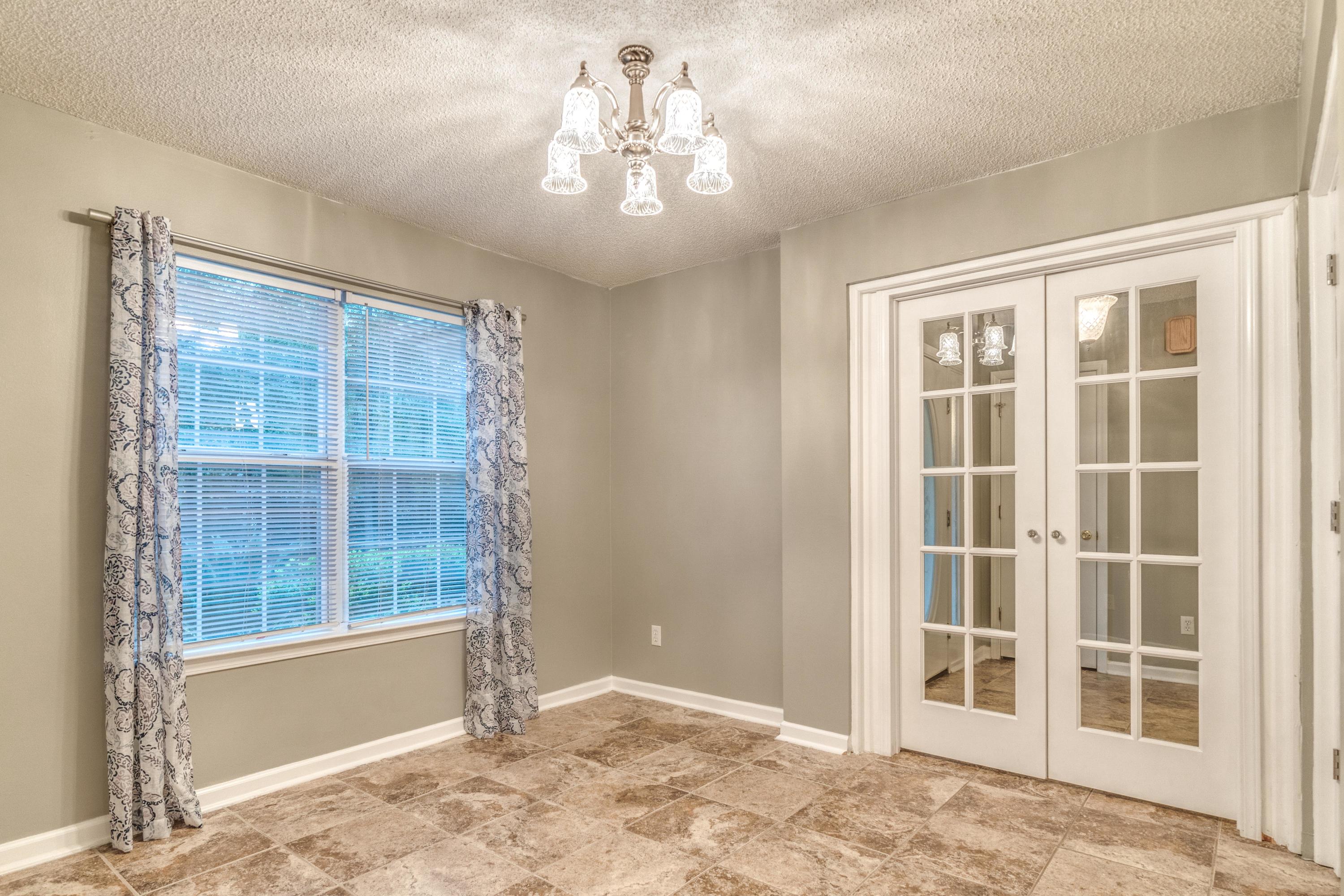 HIDDEN SPRINGS - Residential