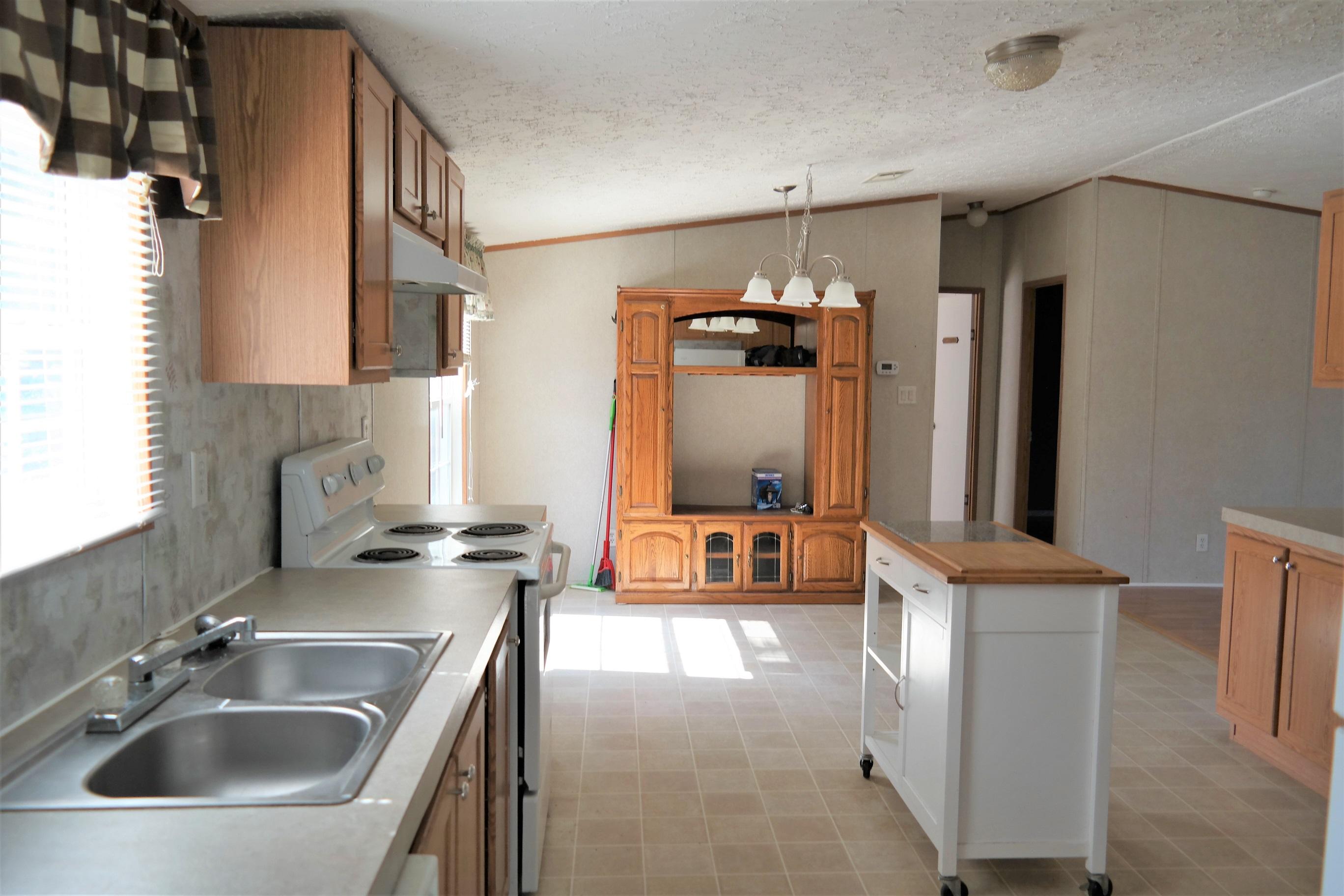 OAKWOOD HILLS UNIT 1 - Residential