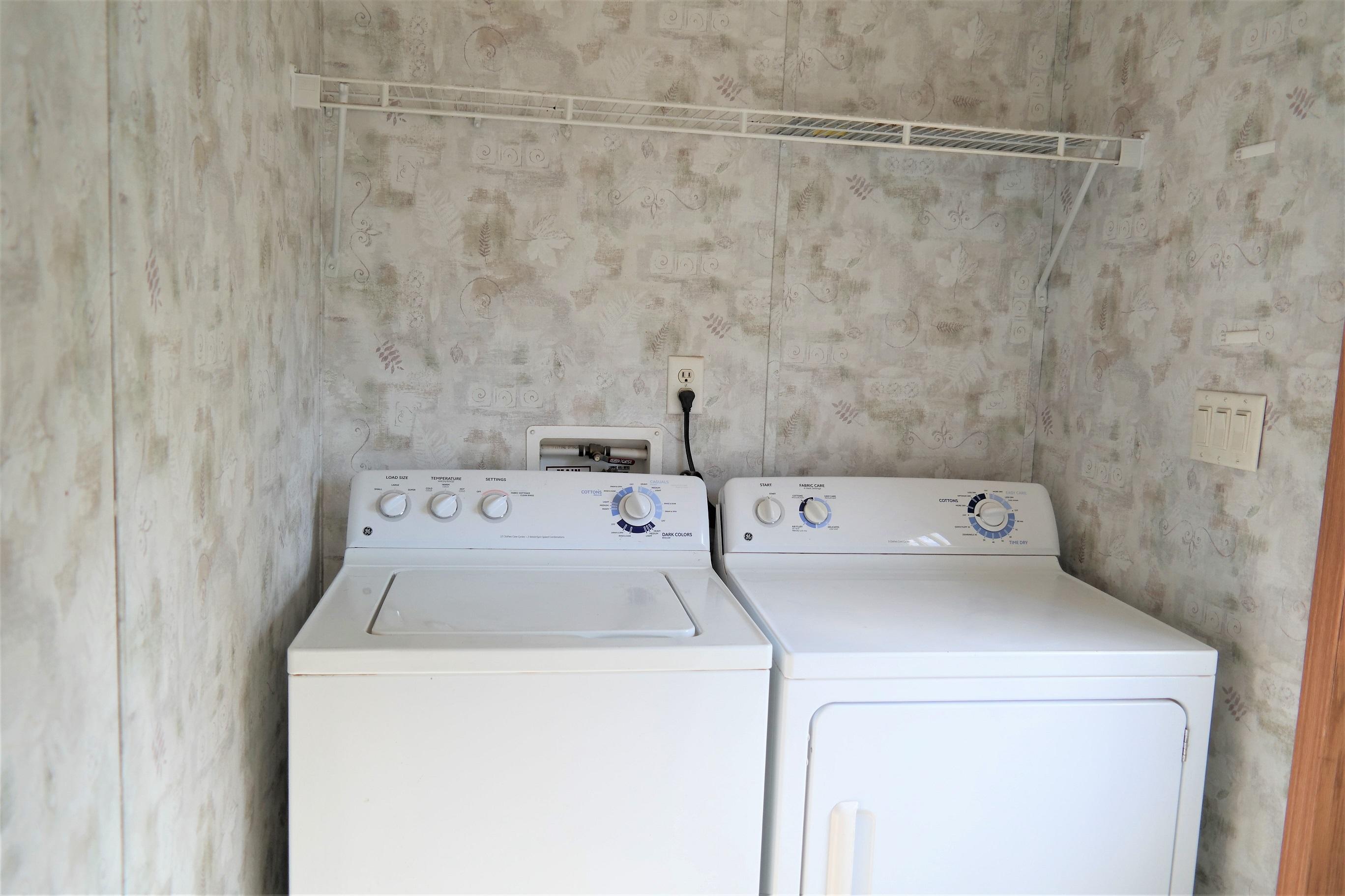 OAKWOOD HILLS UNIT 1 - Residential