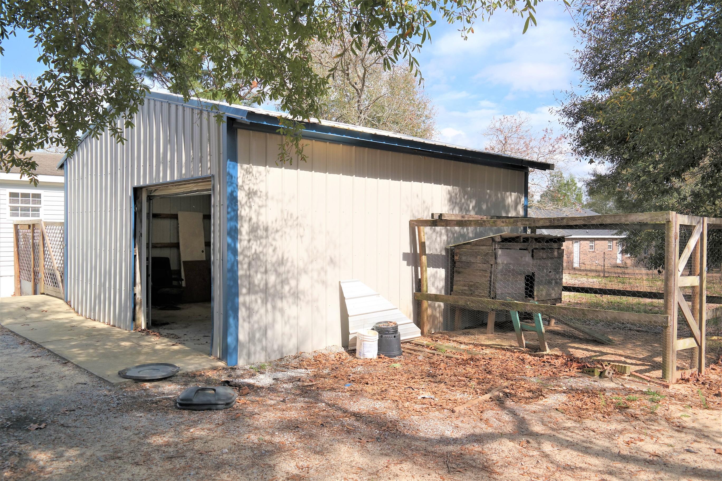 OAKWOOD HILLS UNIT 1 - Residential