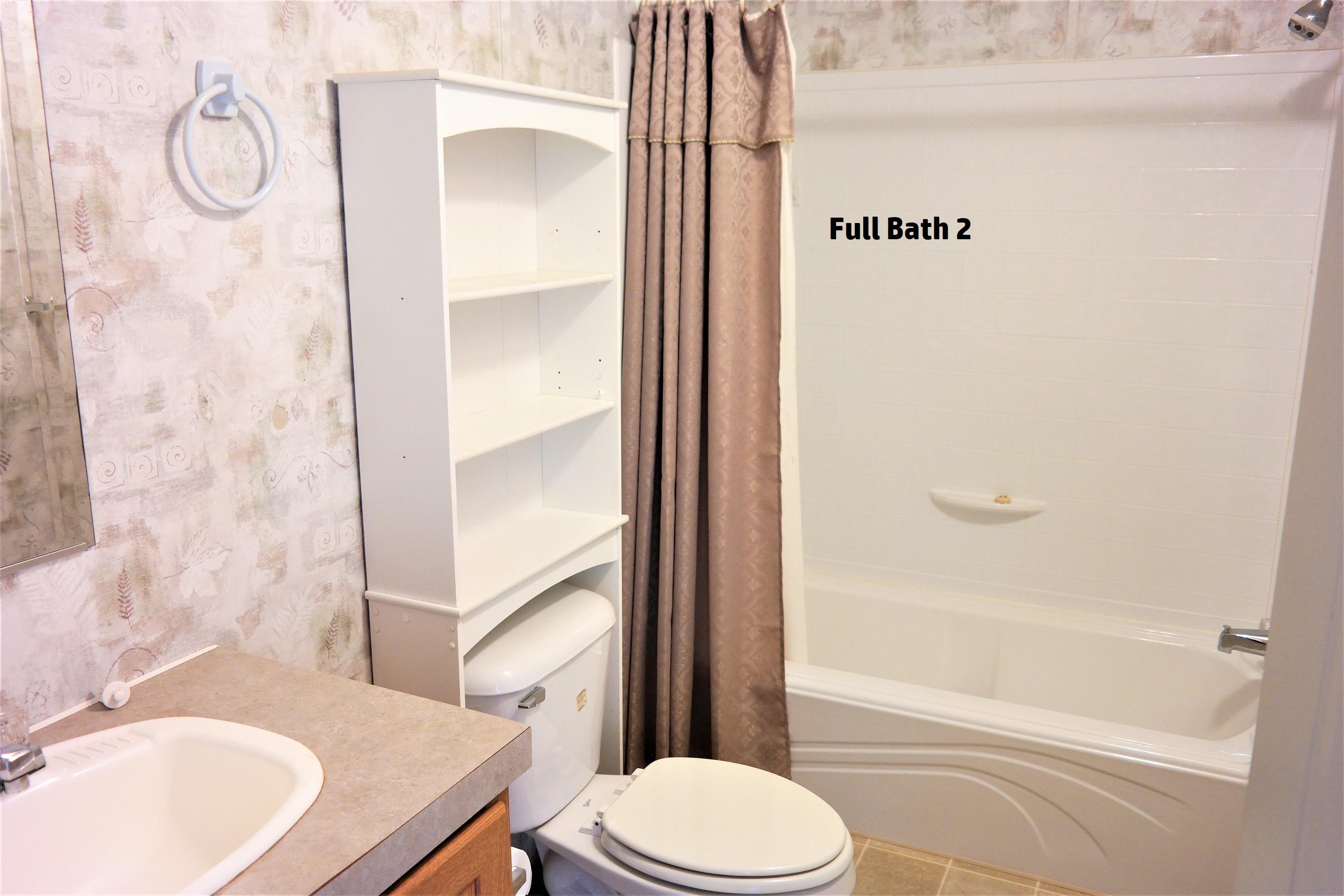 OAKWOOD HILLS UNIT 1 - Residential