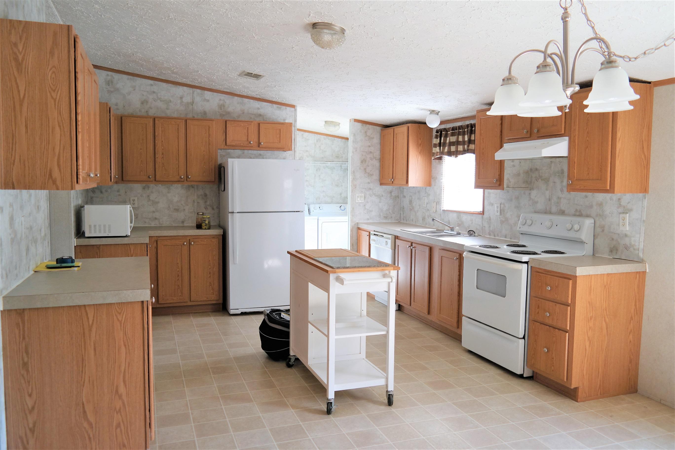 OAKWOOD HILLS UNIT 1 - Residential