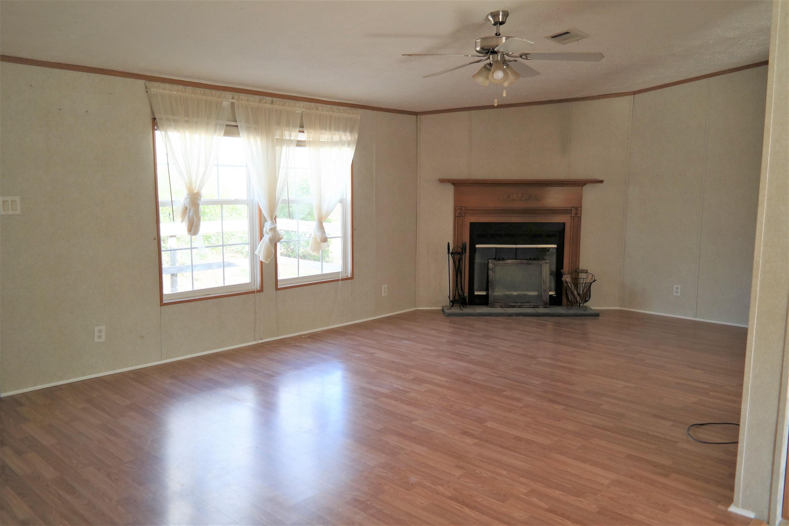 OAKWOOD HILLS UNIT 1 - Residential