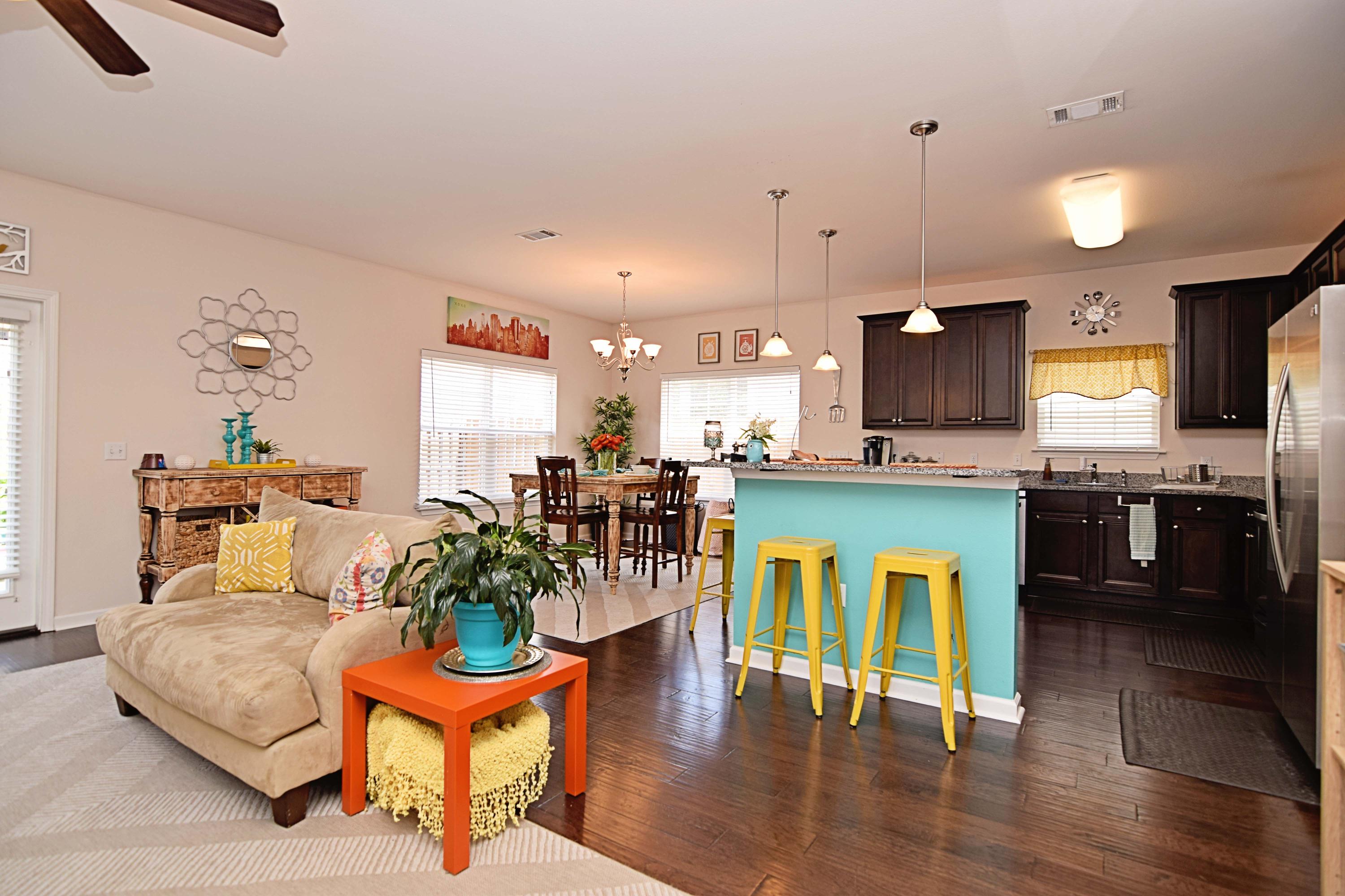 REDWOOD VILLAGE - Residential