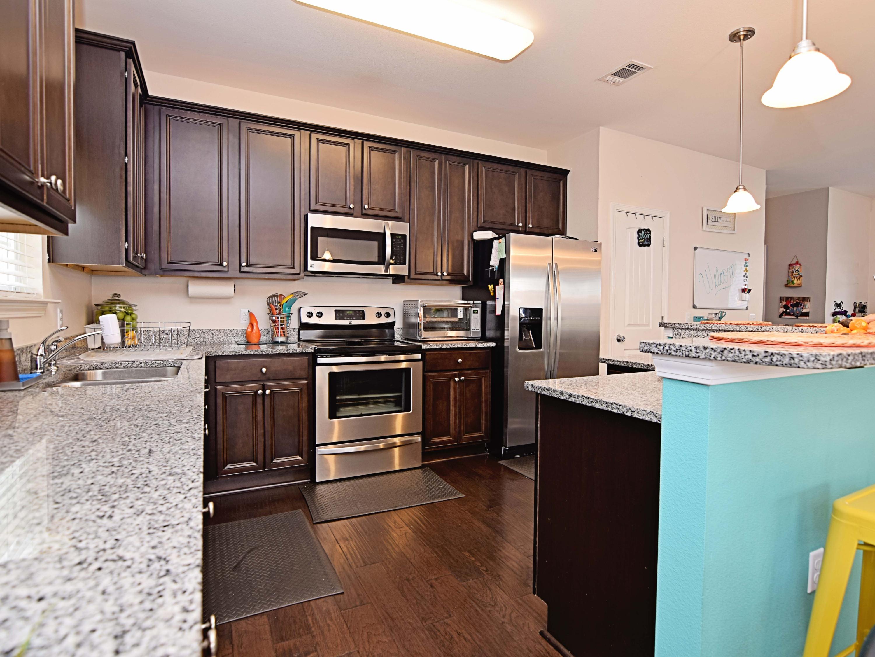 REDWOOD VILLAGE - Residential