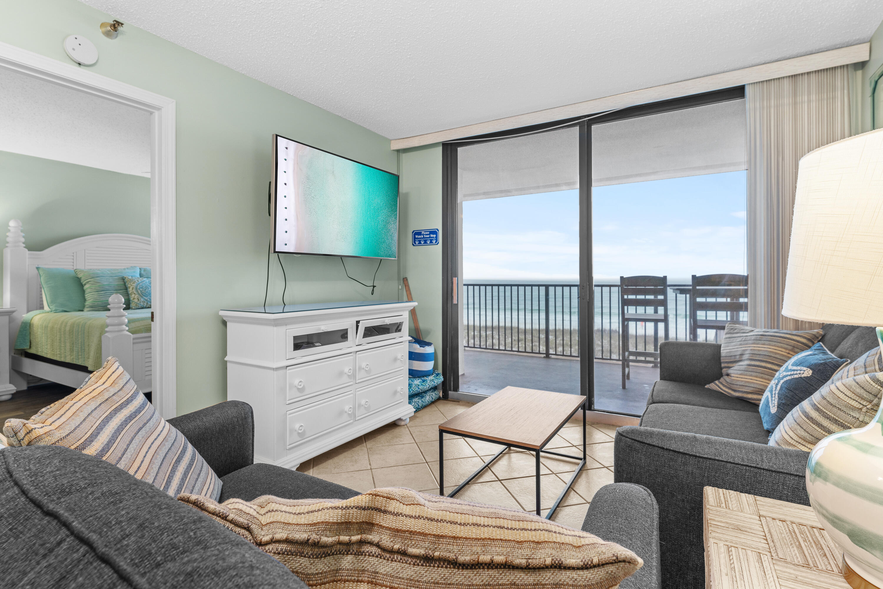 EMERALD SURF CONDO - Residential