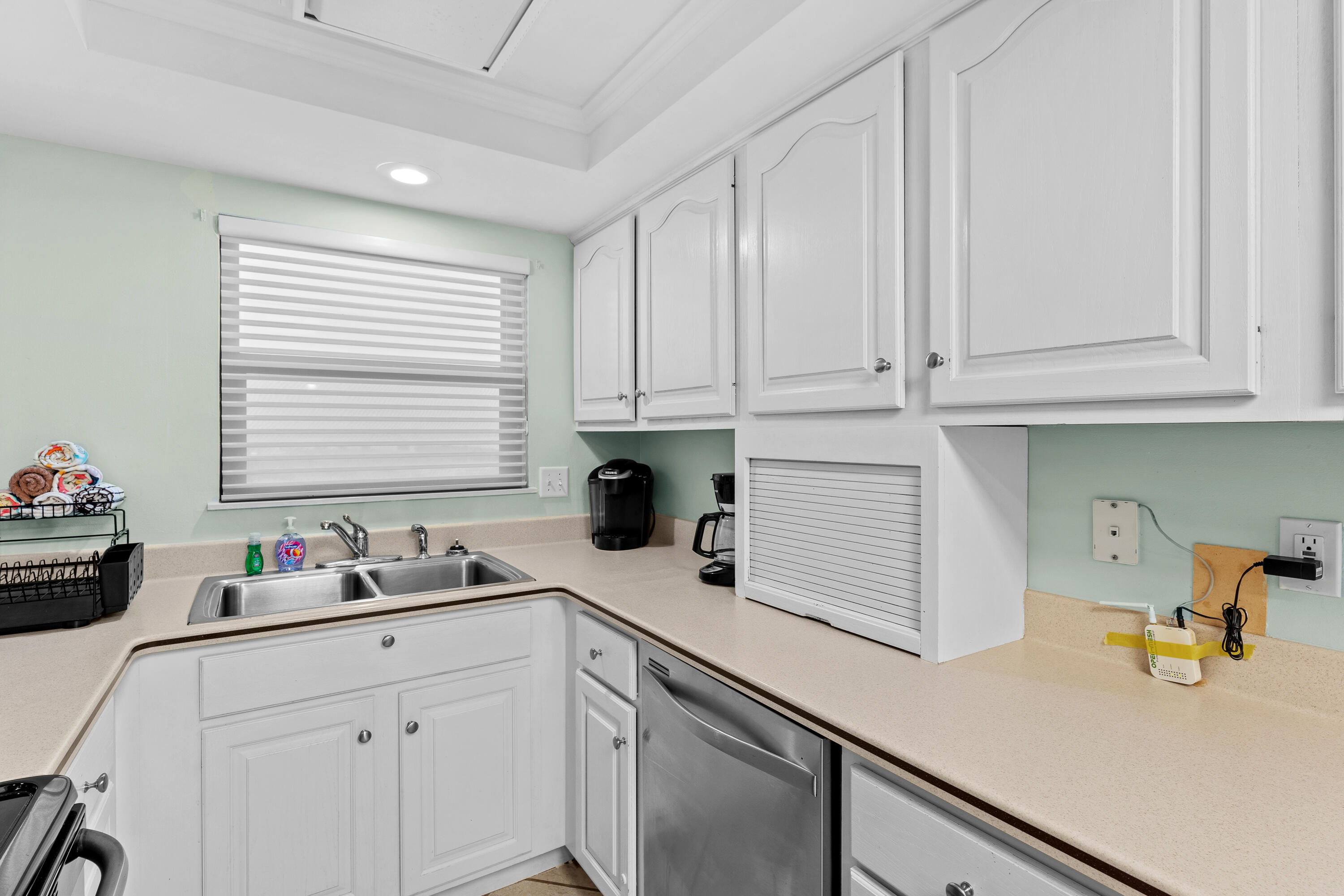 EMERALD SURF CONDO - Residential