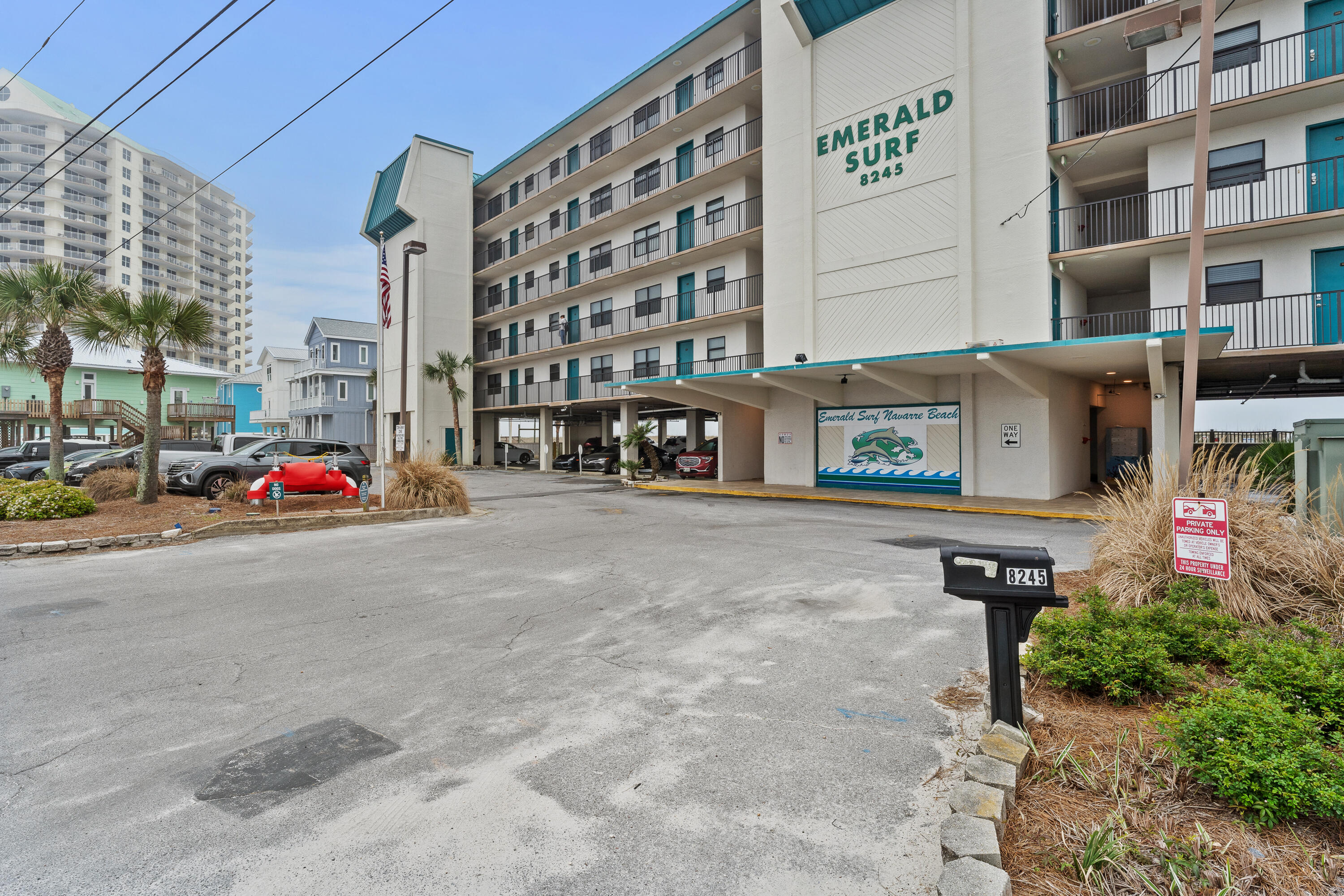 EMERALD SURF CONDO - Residential